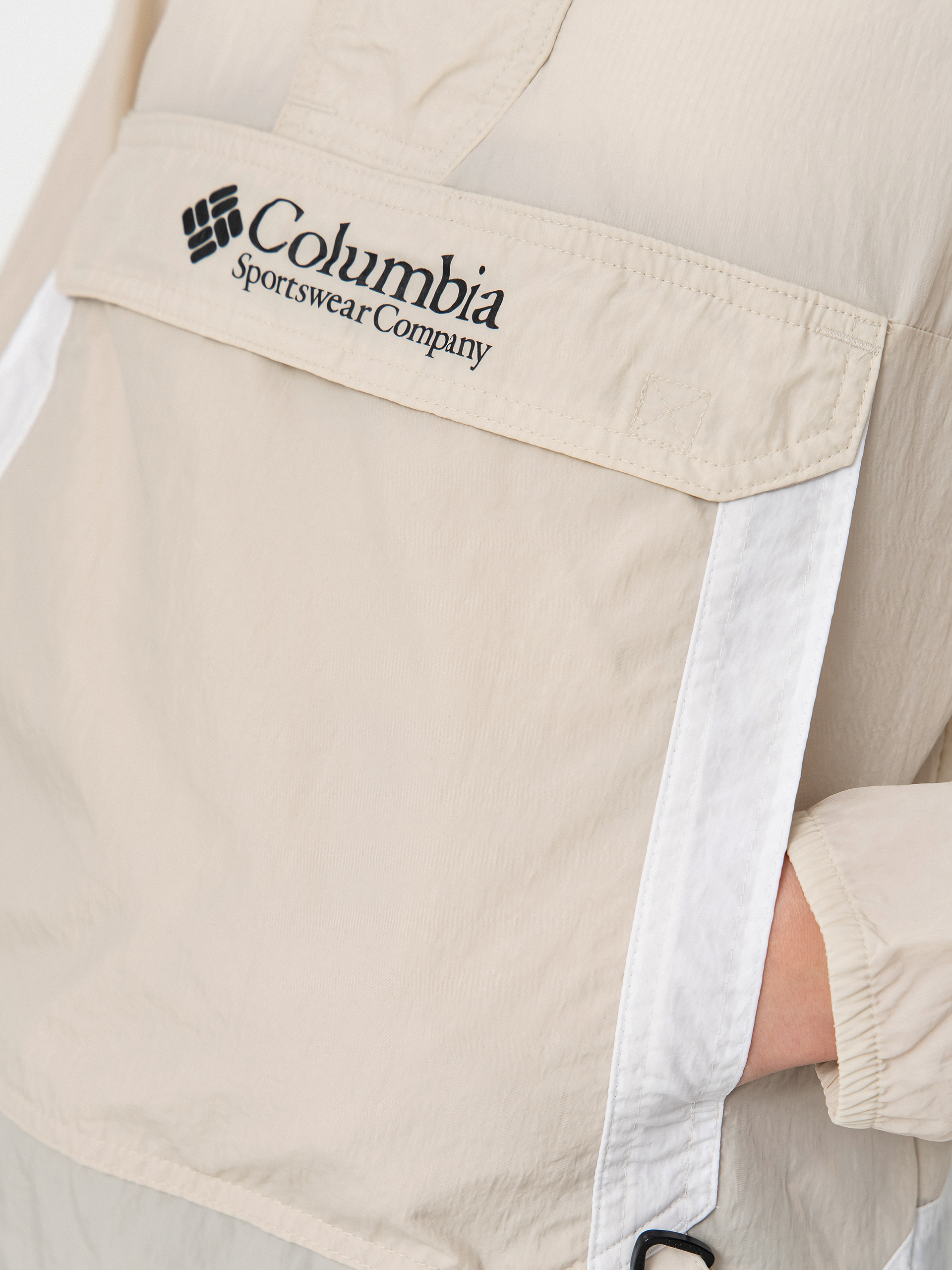 Bunda Columbia Challenger II Windbreaker Wmn (dark stone/white)