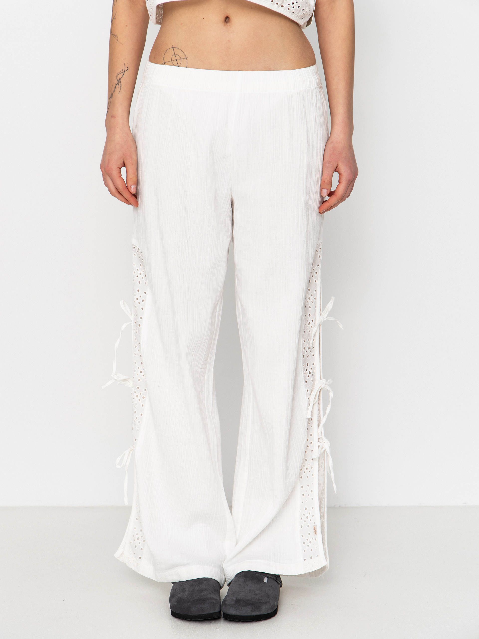 Nohavice Brixton Seaside Eyelet Wide Leg Wmn (off white eyelet)