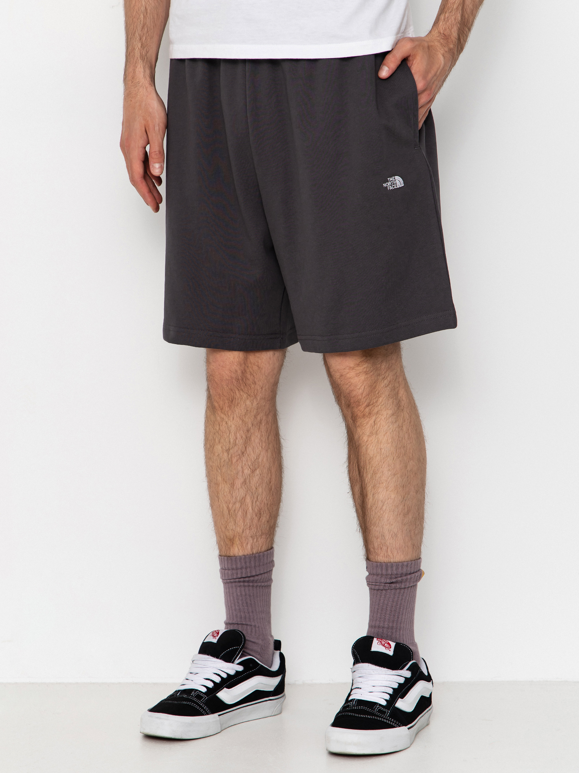 Kraťasy The North Face Essential Light Relaxed (anthracite grey)