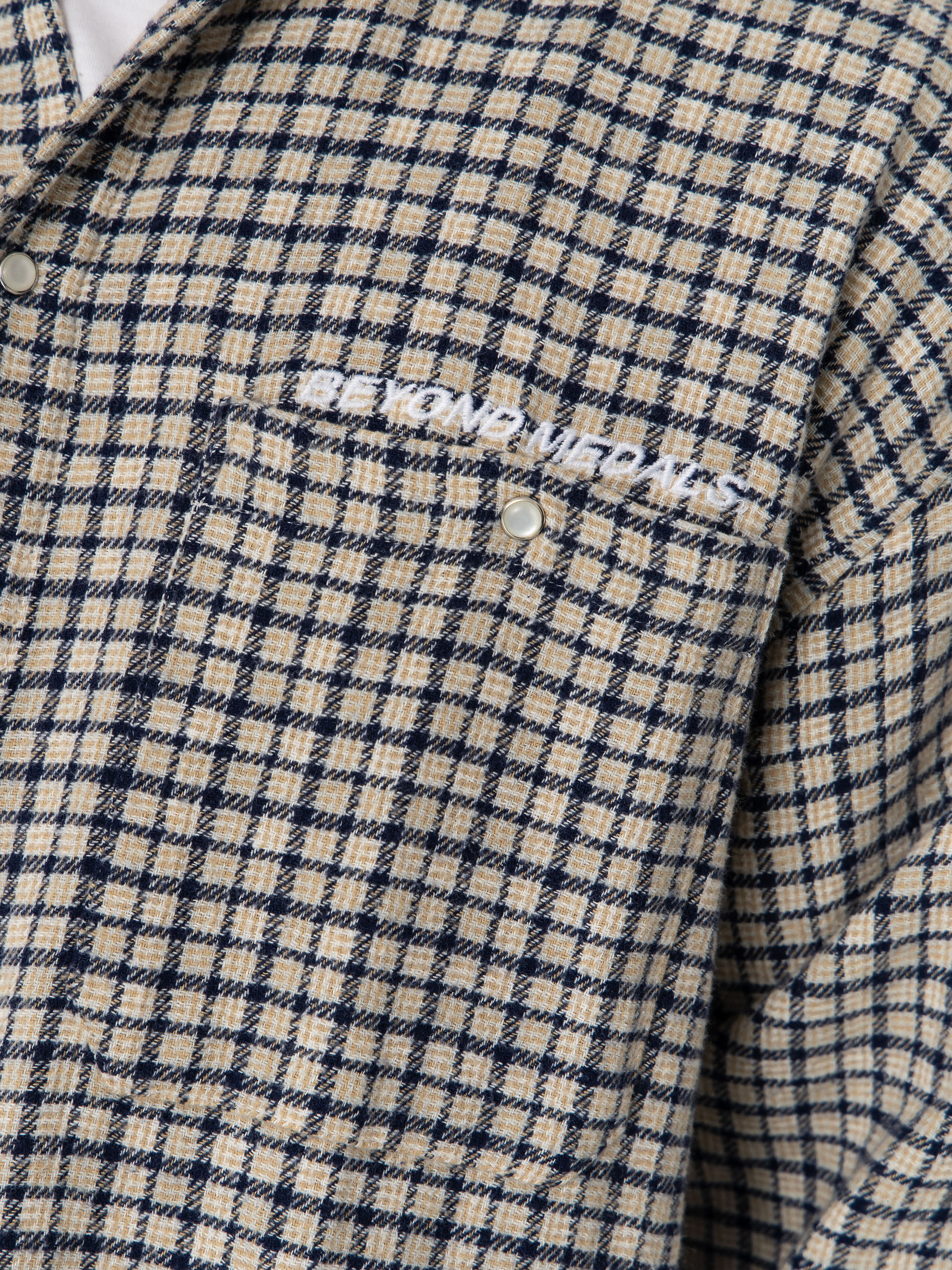 Košeľa Beyond Medals Checkered (beige)