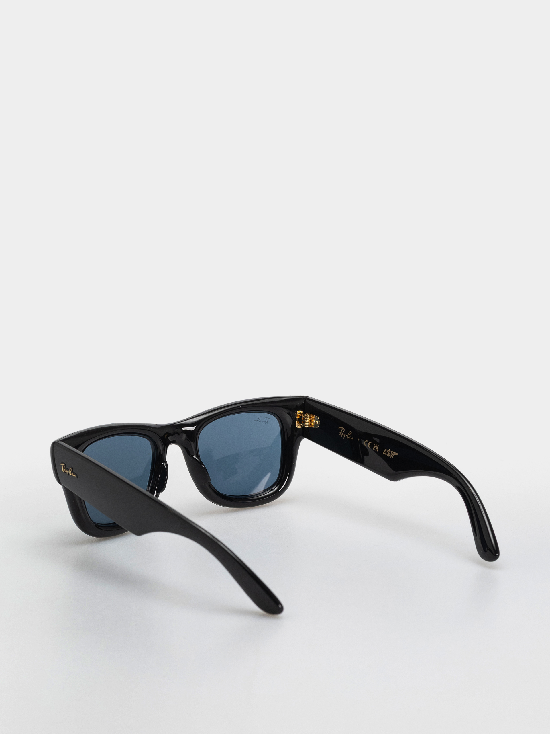 Slnečné okuliare Ray-Ban Wayfarer Puffer (polerowany czarny/ciemnoniebieski)