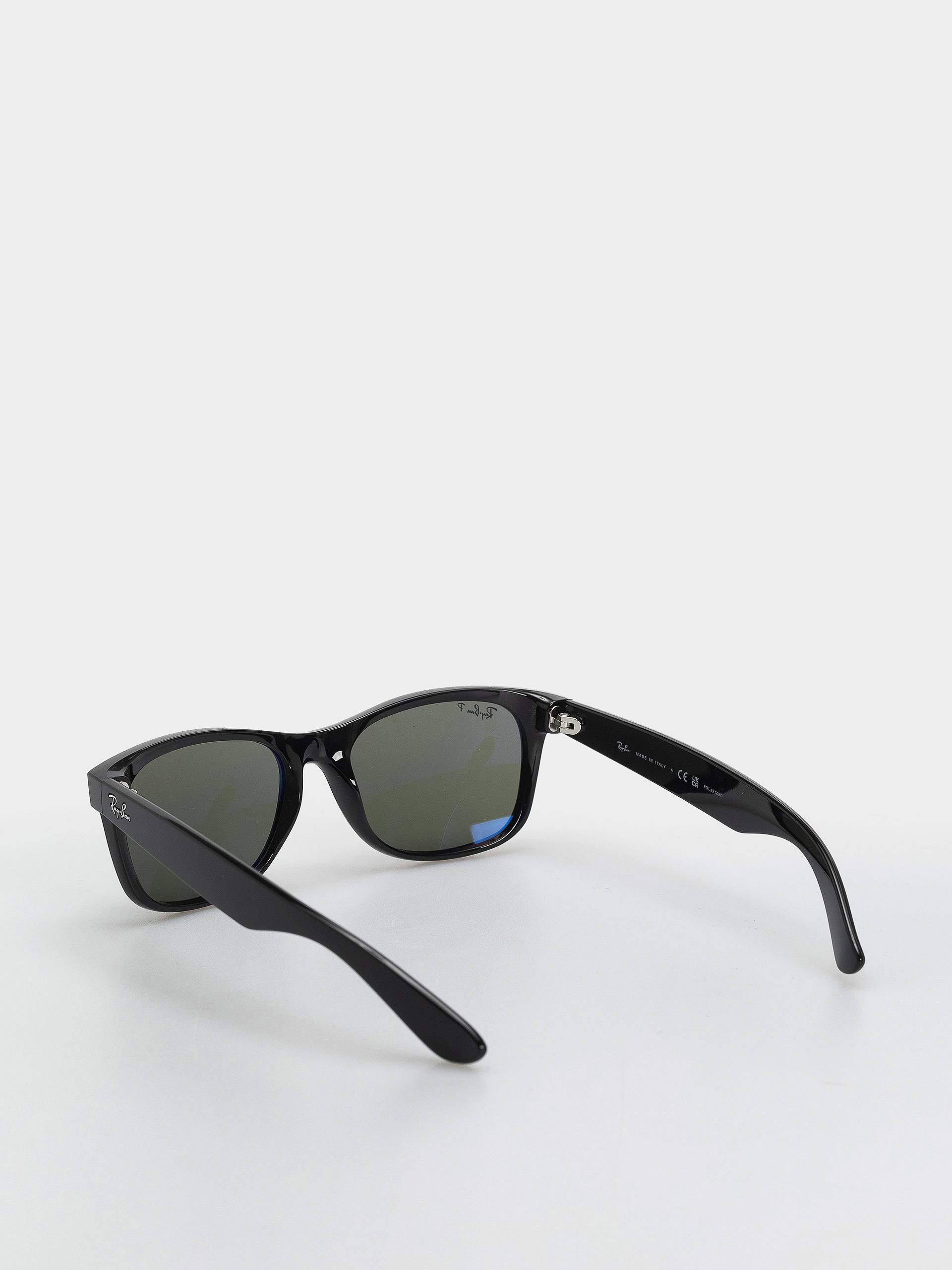 Slnečné okuliare Ray-Ban New Wayfarer Classic (polerowany czarny/zielone z polaryzacją)