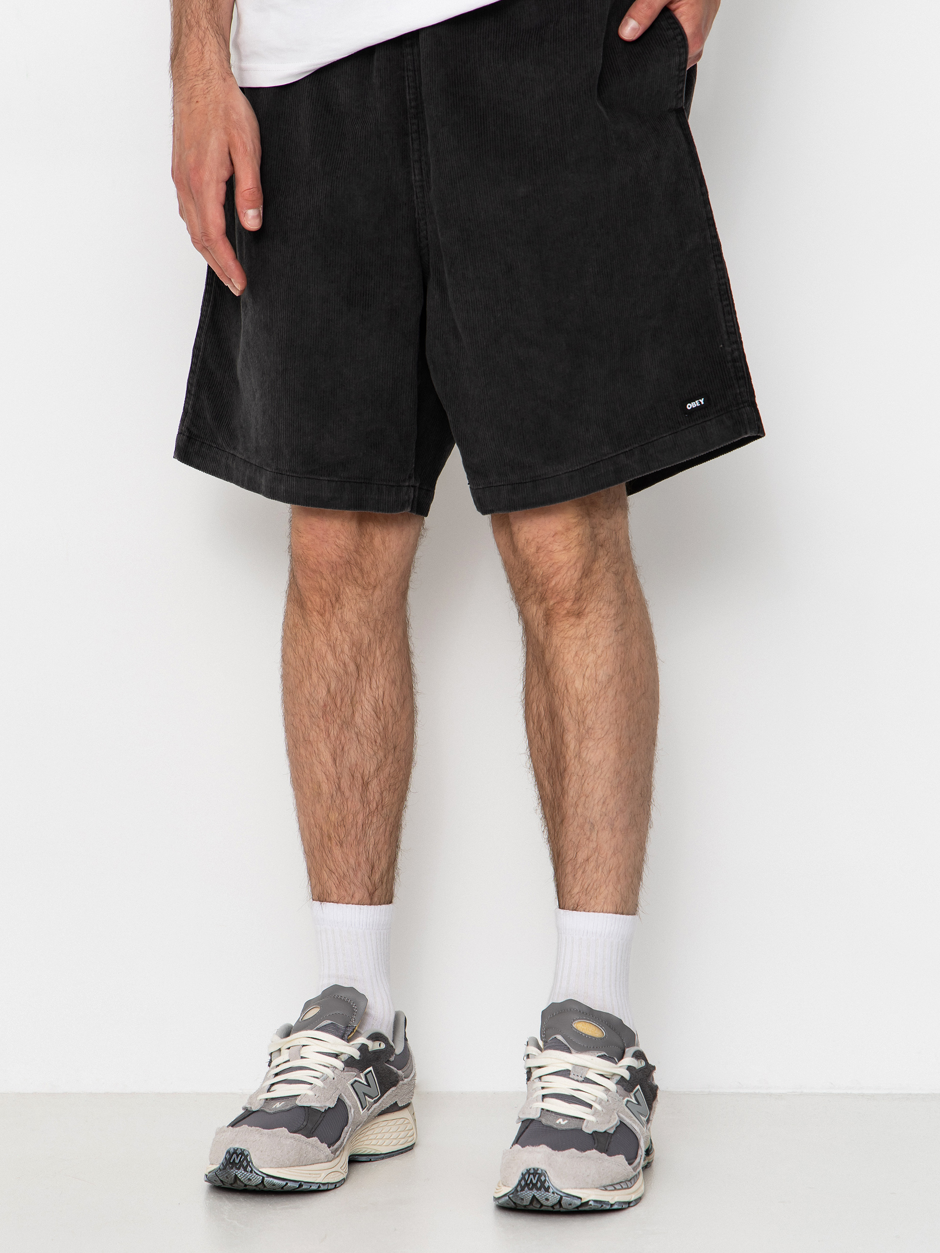 Kraťasy OBEY Horizon (black faded wash)
