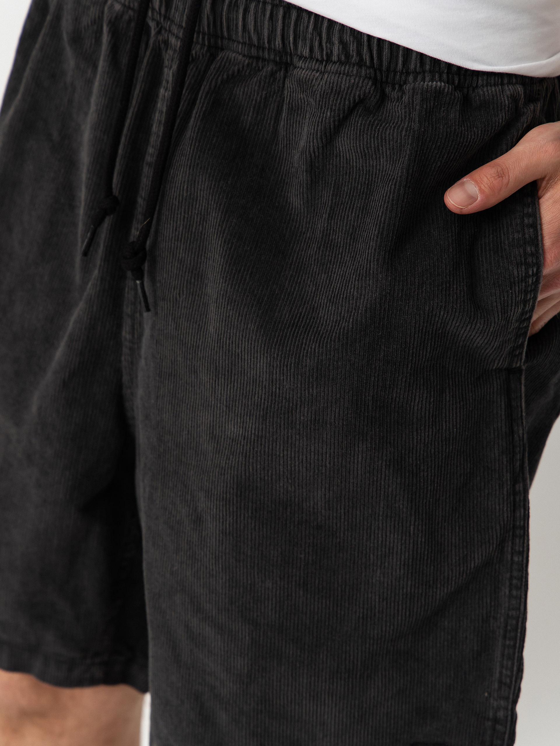 Kraťasy OBEY Horizon (black faded wash)