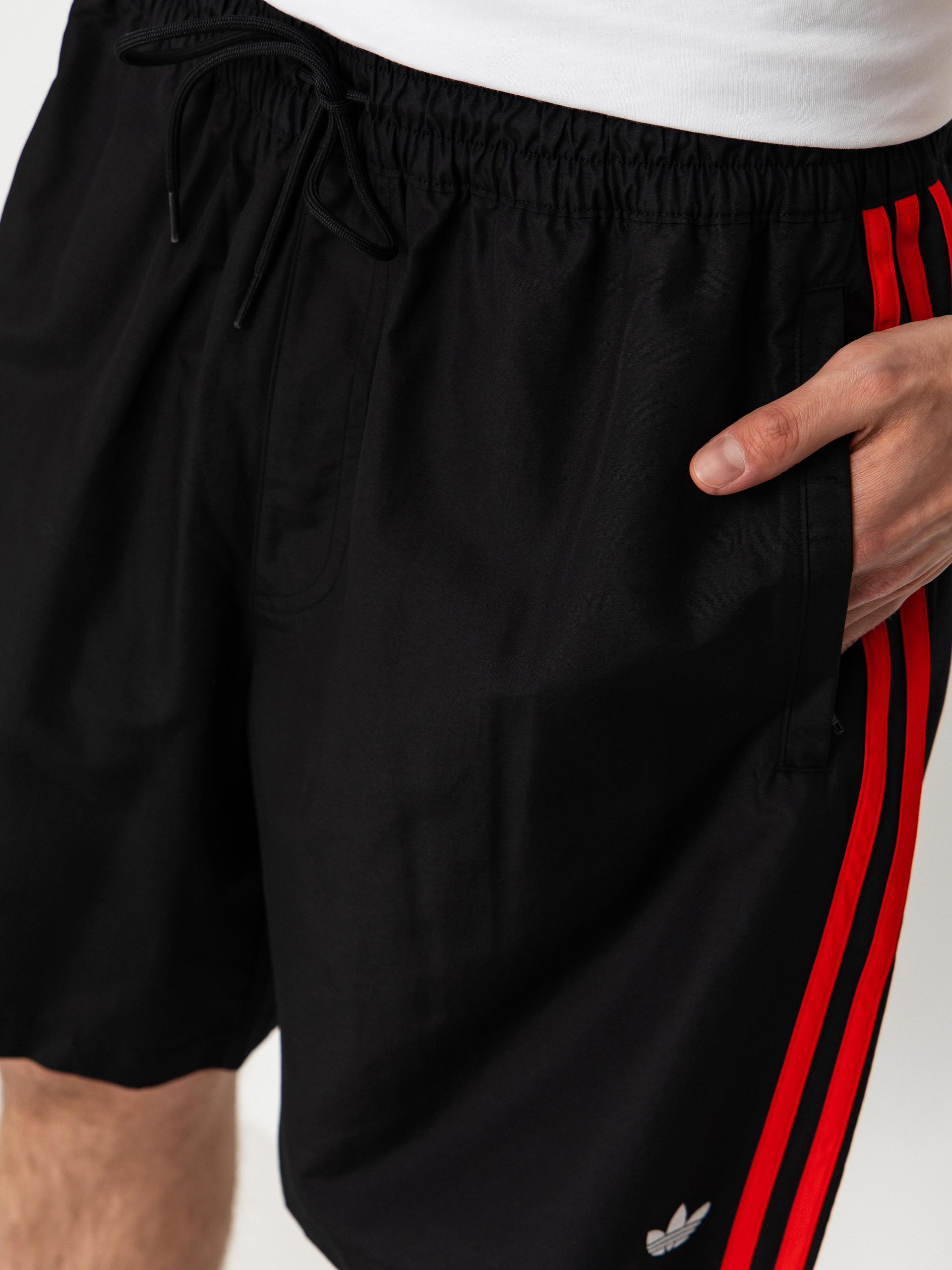 Kraťasy adidas Skt Wtr (black/white/red)
