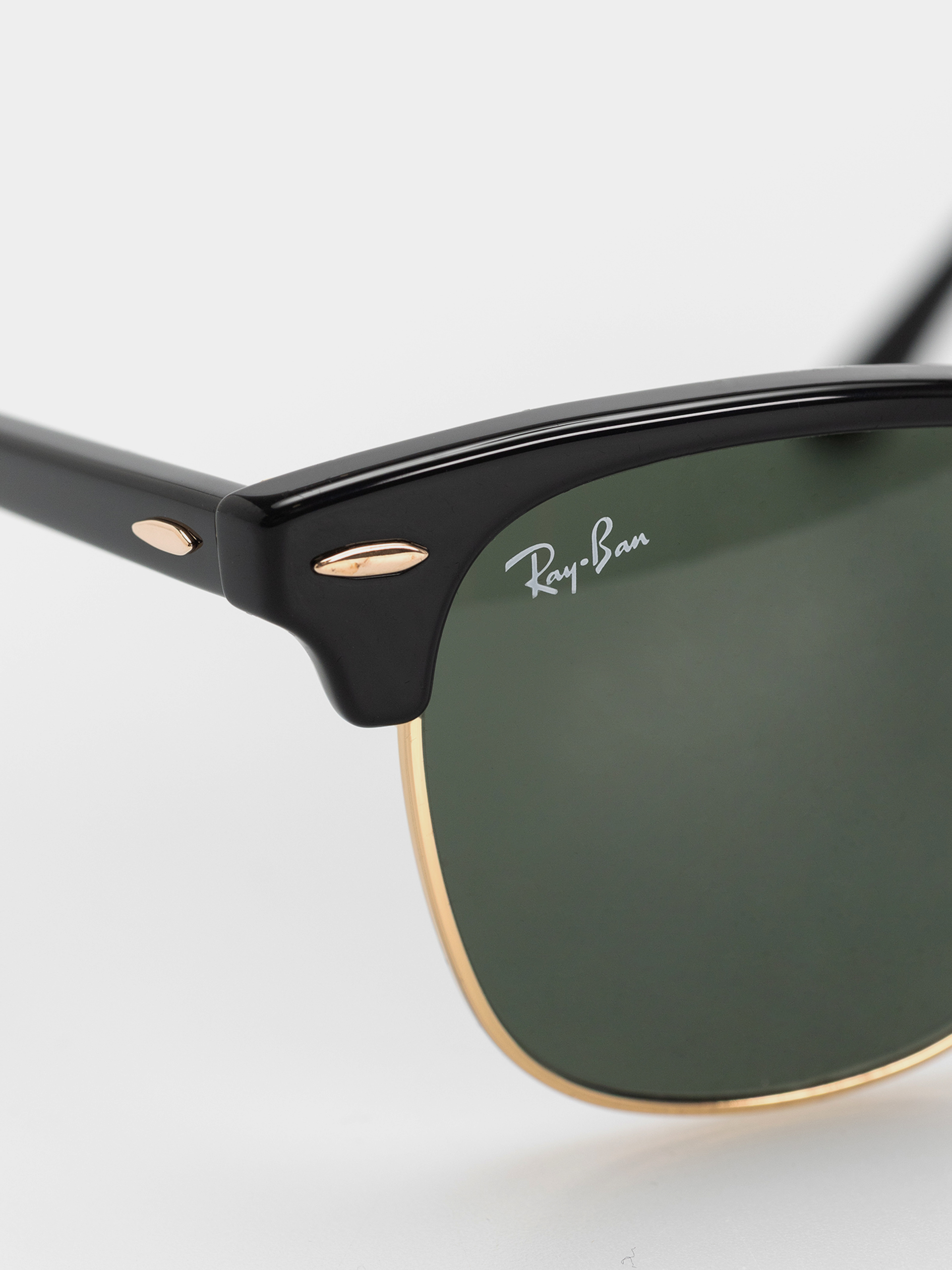 Slnečné okuliare Ray-Ban Clubmaster Classic (polerowany czarno-złote/zielone g-15)