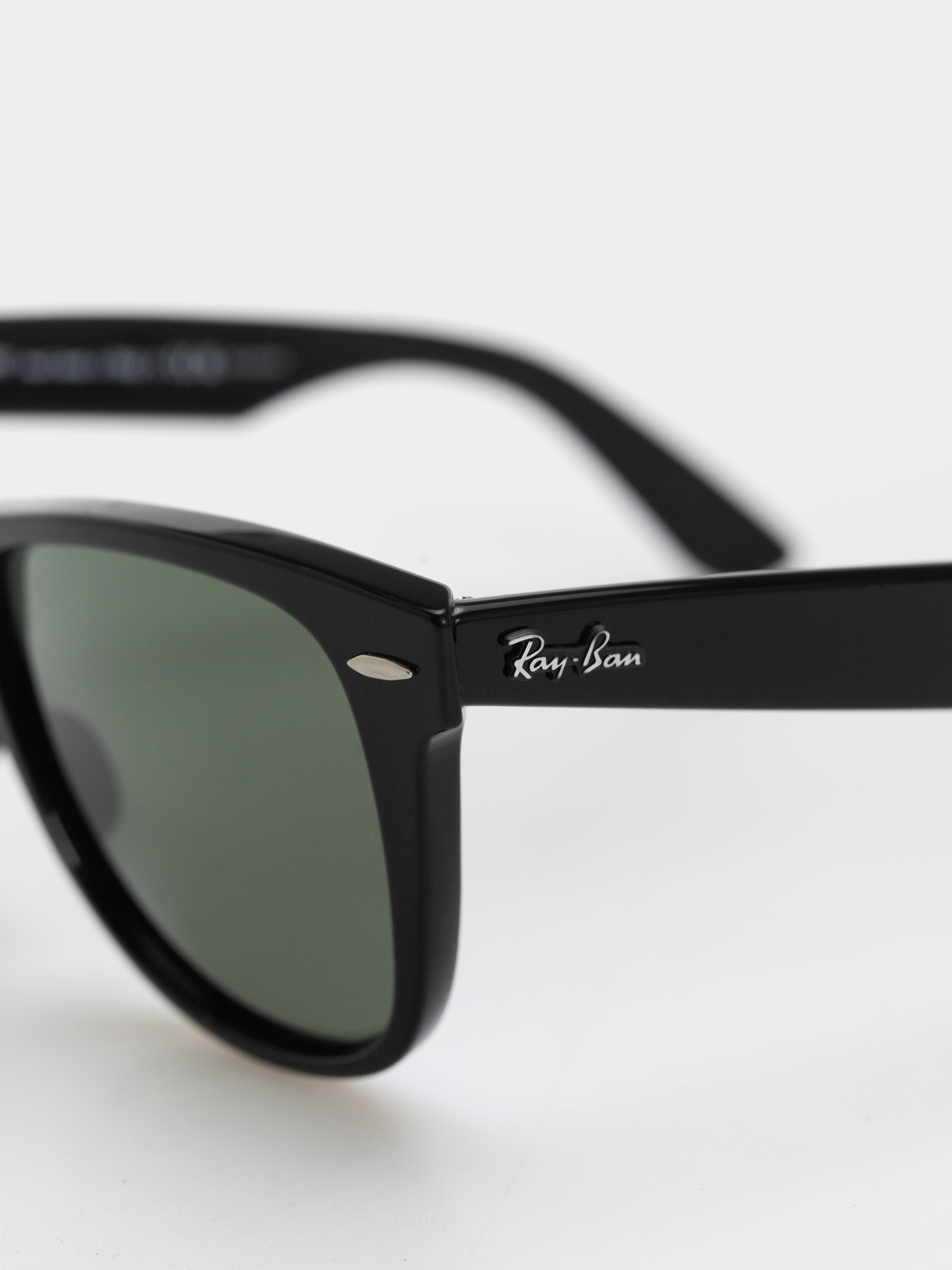Slnečné okuliare Ray-Ban Original Wayfarer Classic (polerowany czarny/zielone z polaryzacją)
