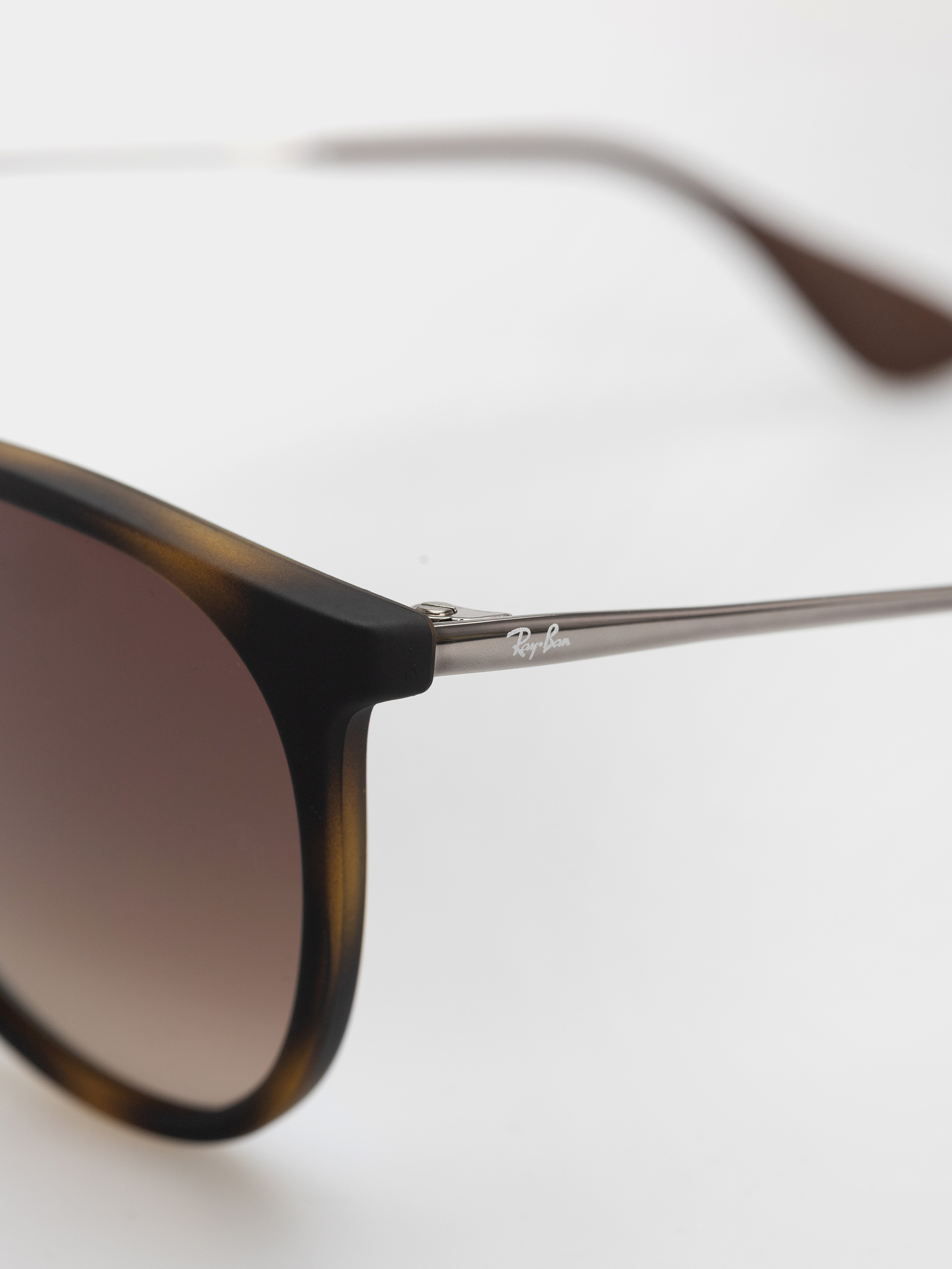 Slnečné okuliare Ray-Ban Erika Classic (matowy havana/brązowy)