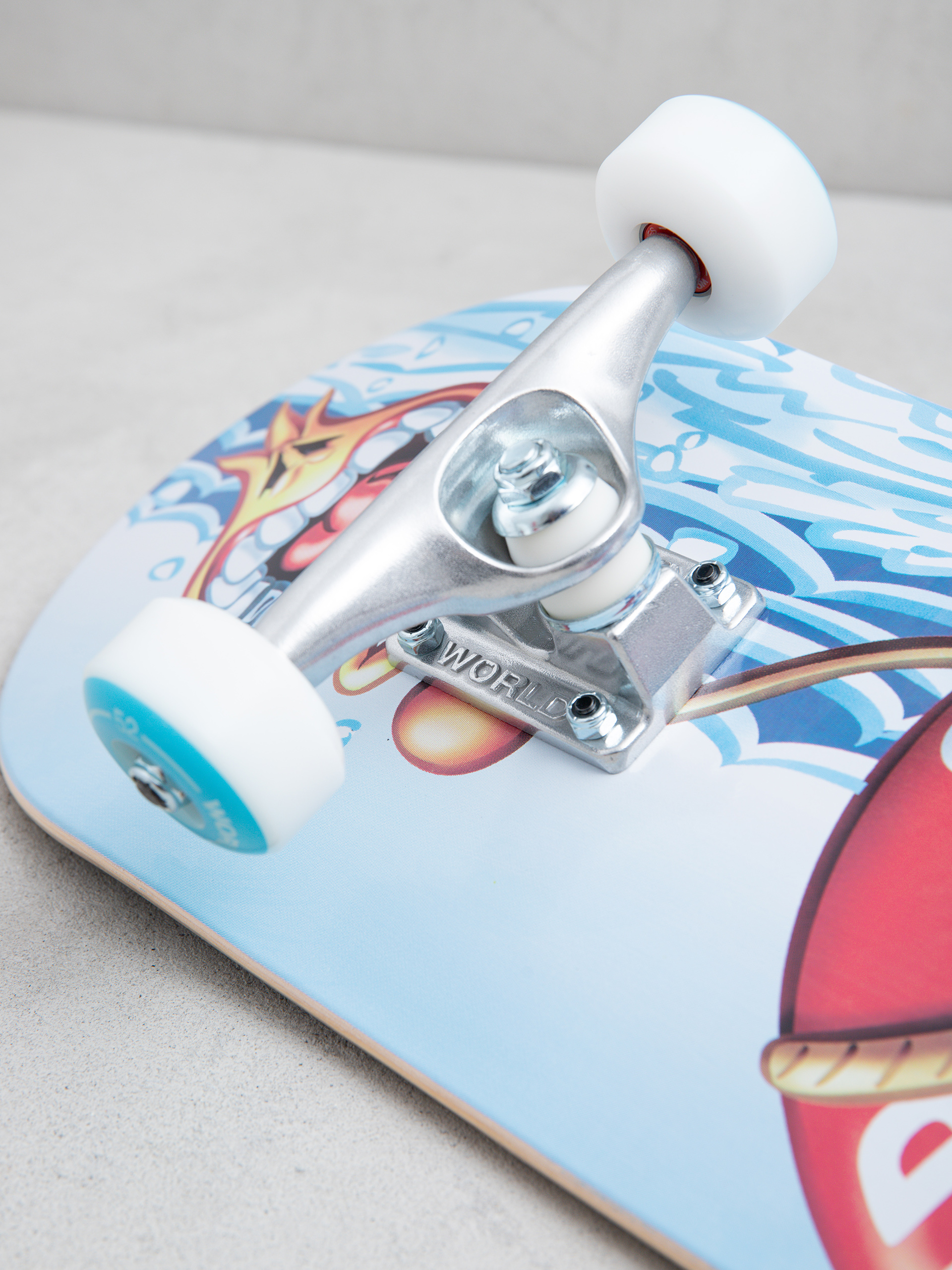 Skateboard World Industries Speedboat Willy
