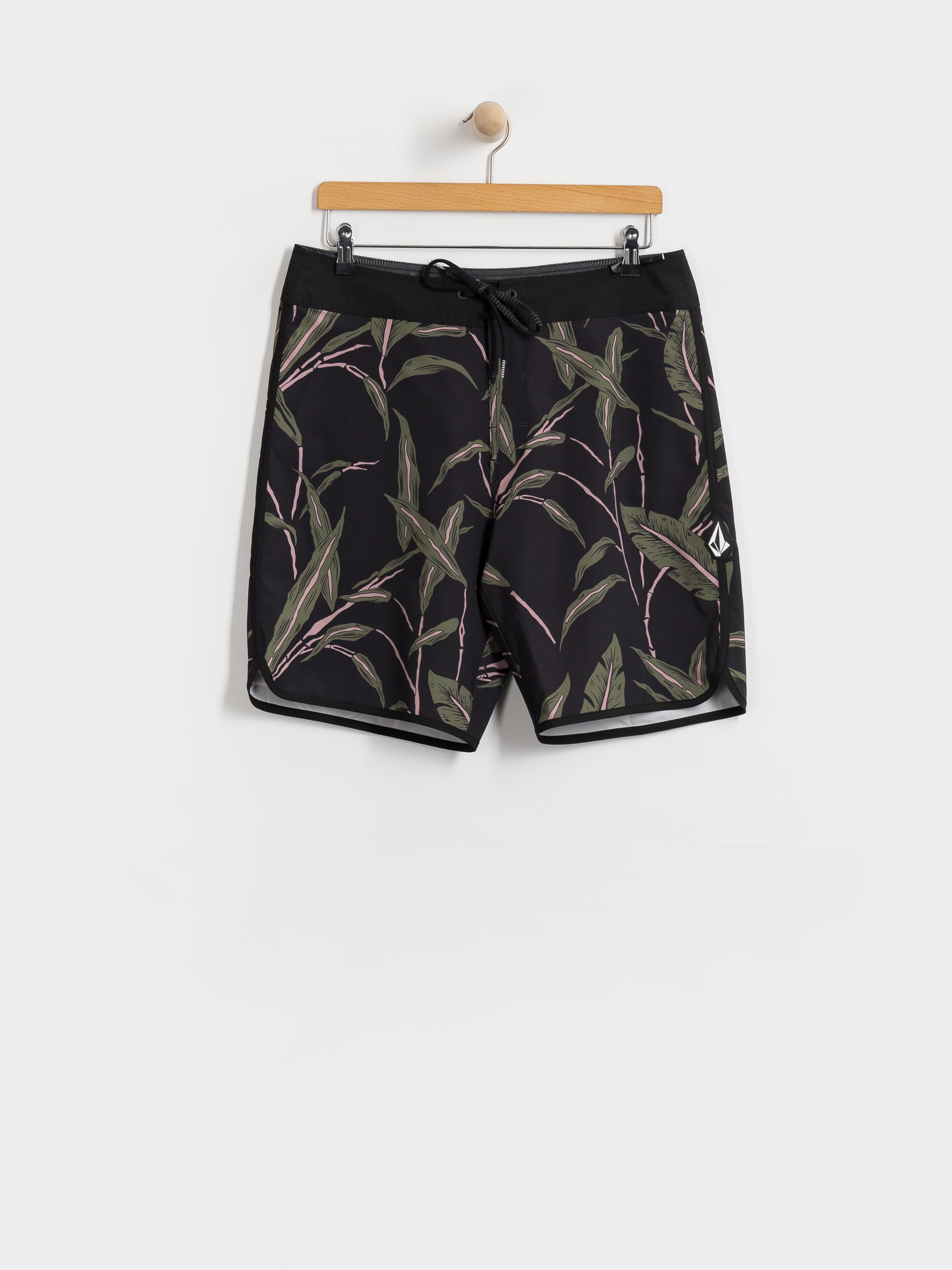Plážové kraťasy Volcom Encounter Scallop Mod 19 (black)