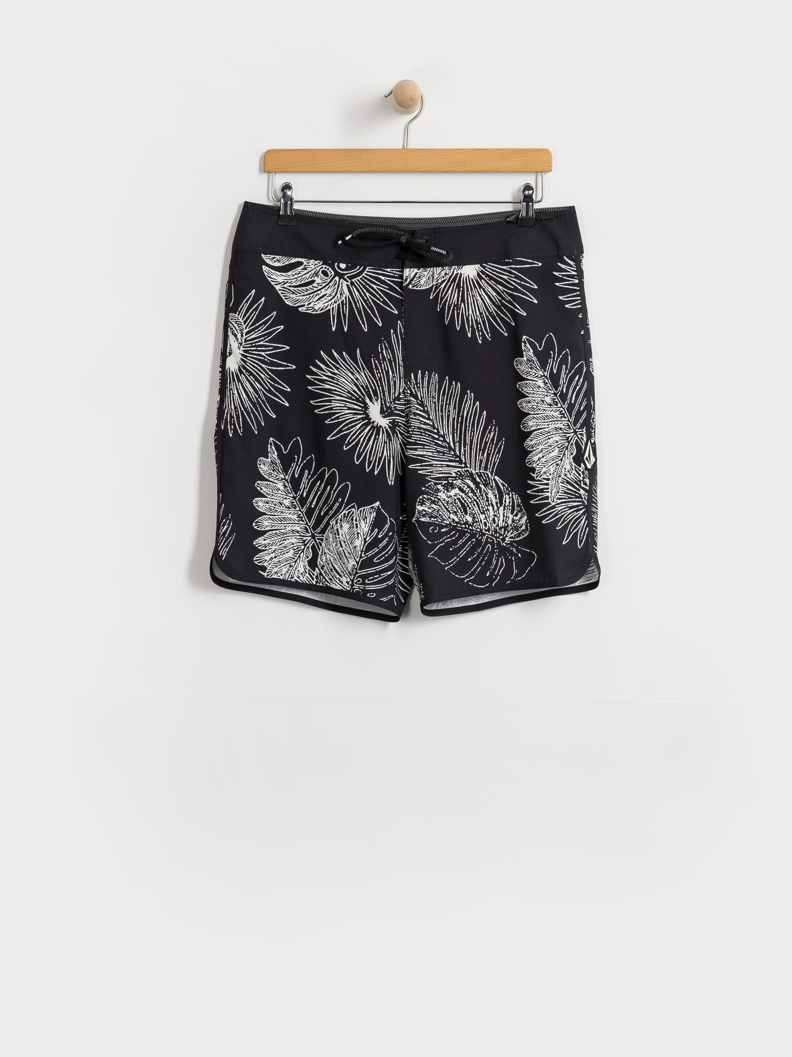 Plážové kraťasy Volcom Scallop Mod 19 (black)