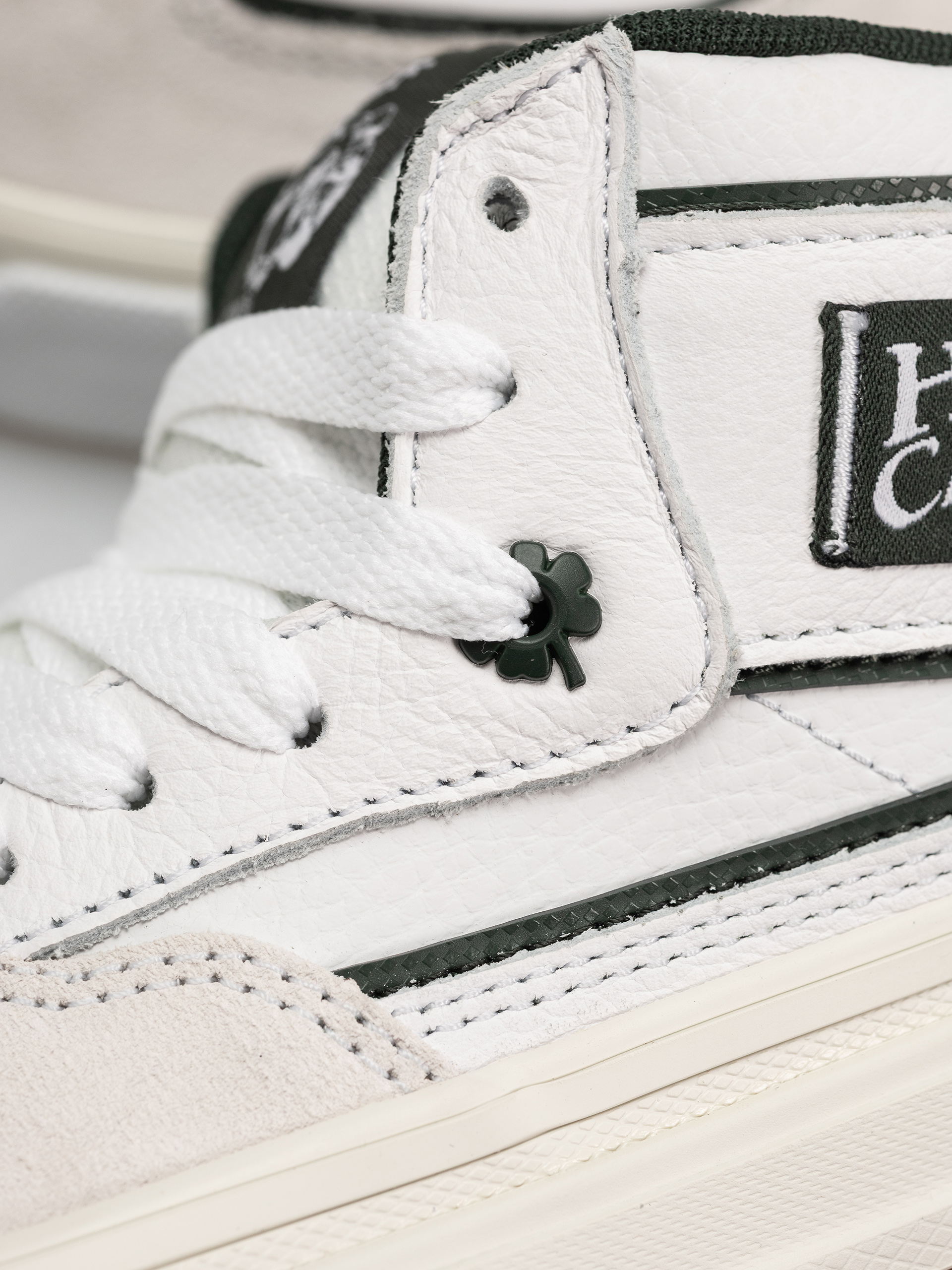 Topánky Vans Skate Half Cab Wafflecup (white/gum)