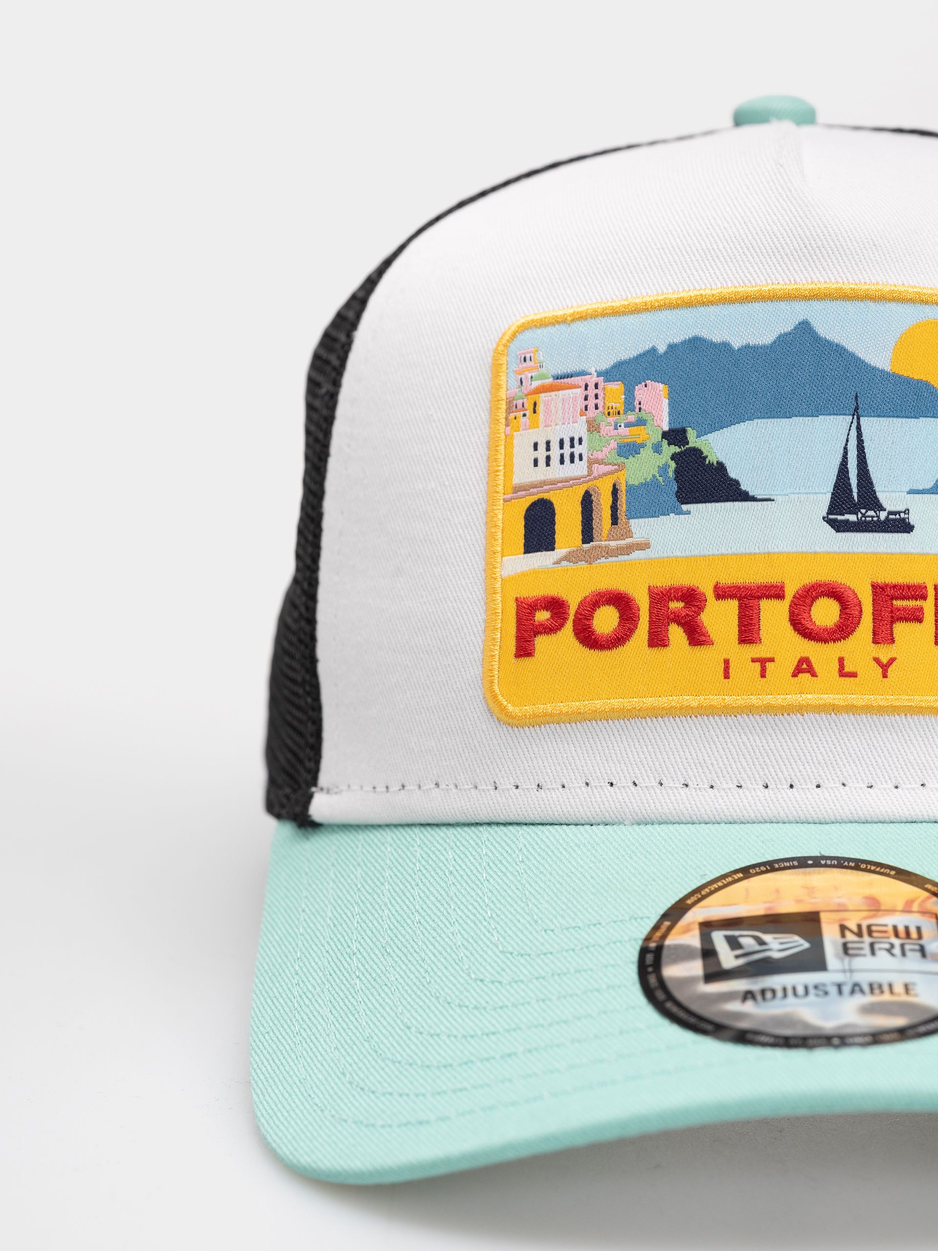 Šiltovka New Era Location Patch Trucker (green/white)