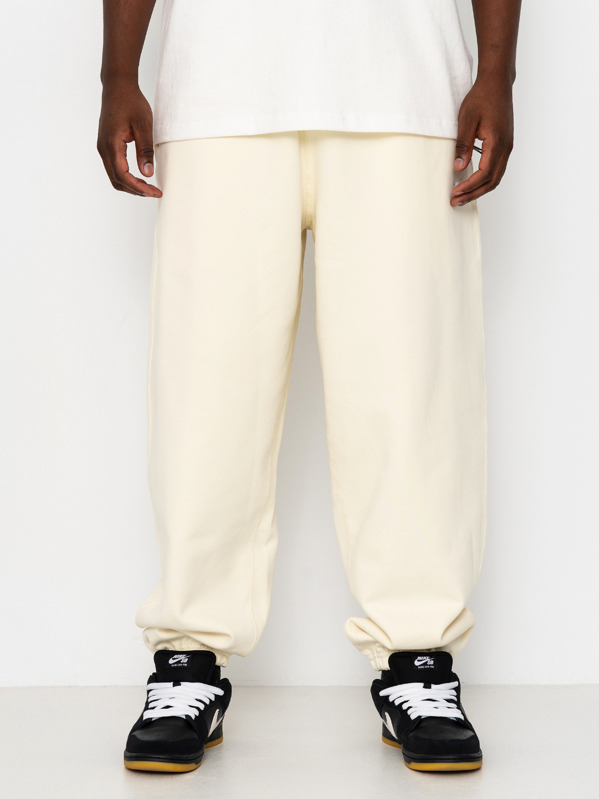 Nohavice Nike SB Solo Swoosh (coconut milk/white)