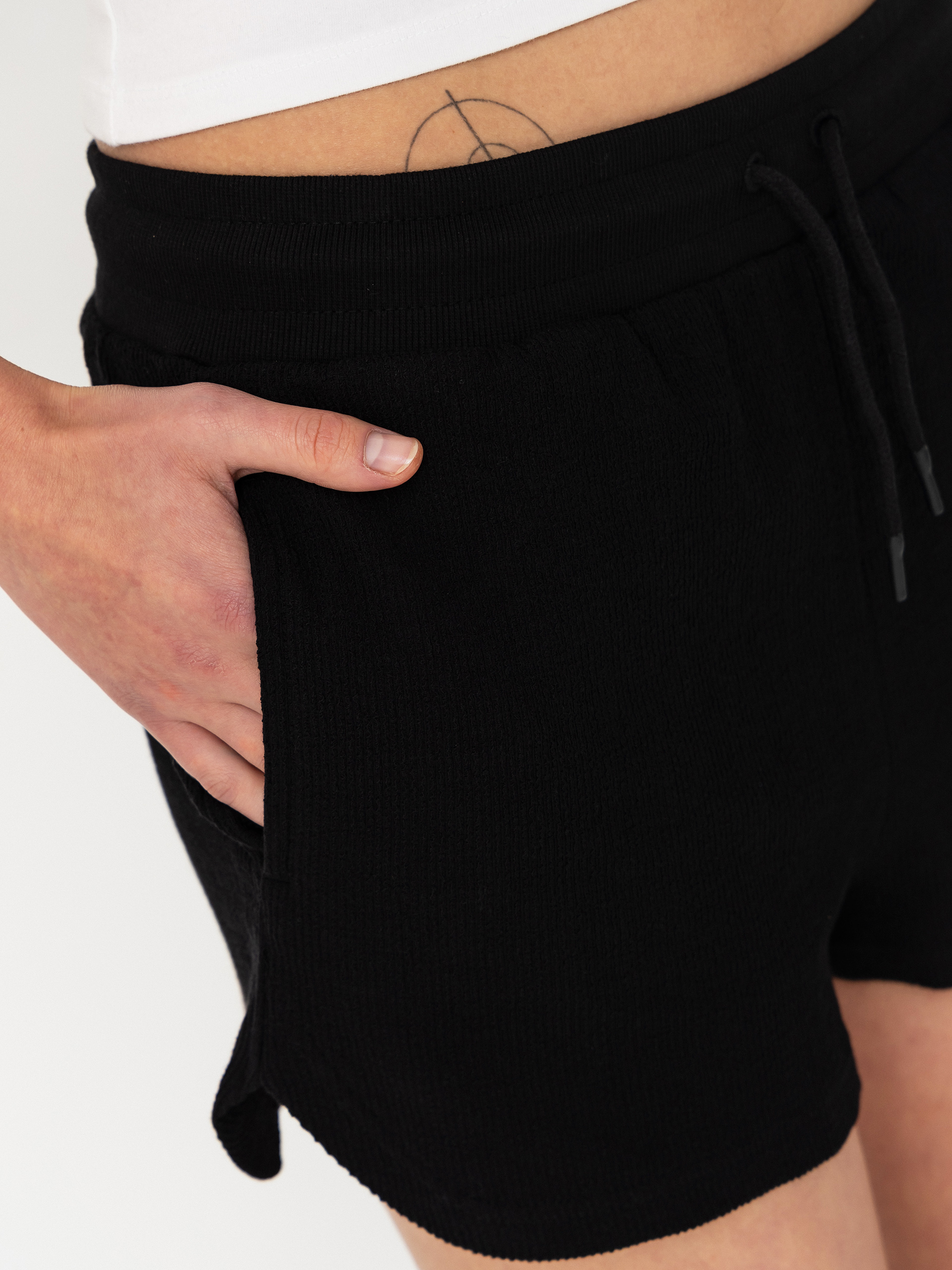 Kraťasy Volcom Sweeterry Wmn (black)