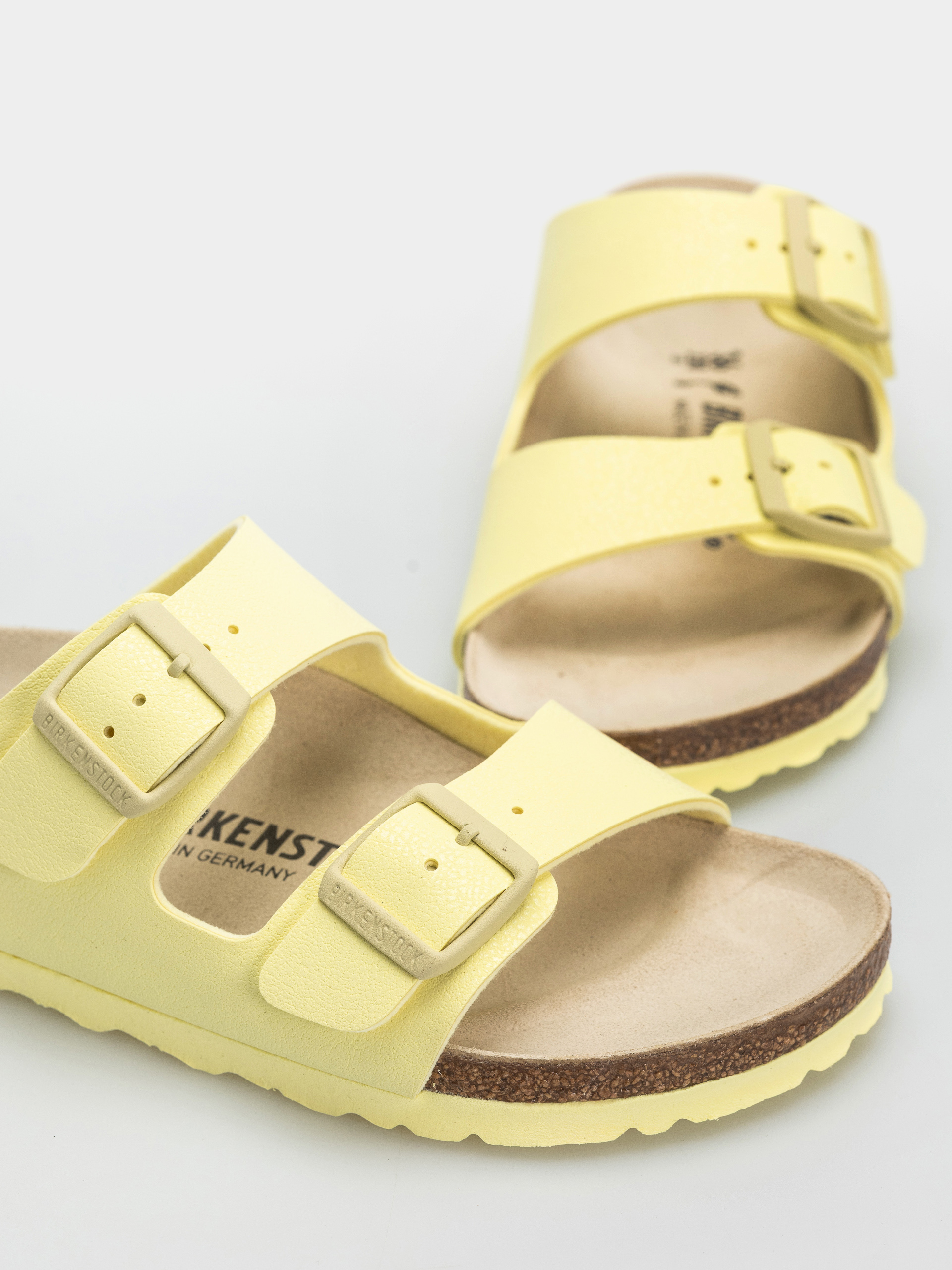 Šľapky Birkenstock Arizona Birko Flor Nubuk Narrow (popcorn)