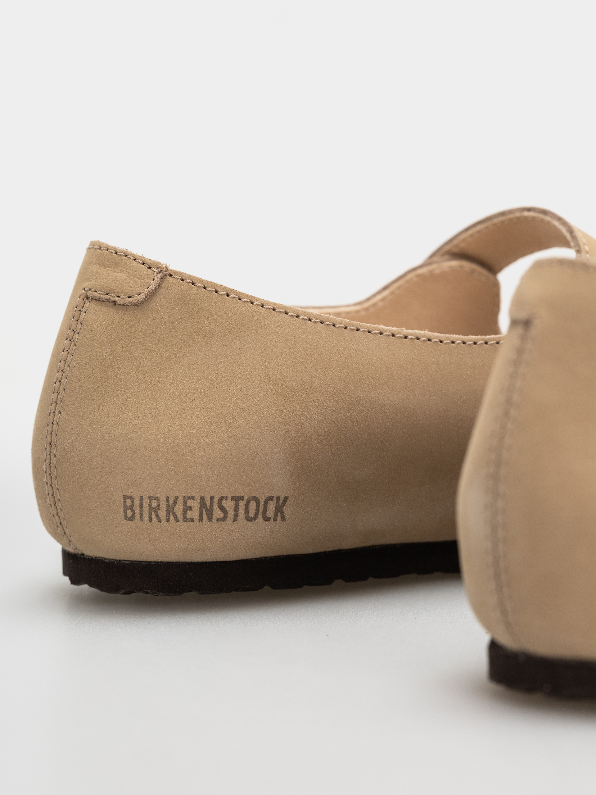 Šľapky Birkenstock Santa Clarita Nubuck Leather Narrow Wmn (sandcastle)
