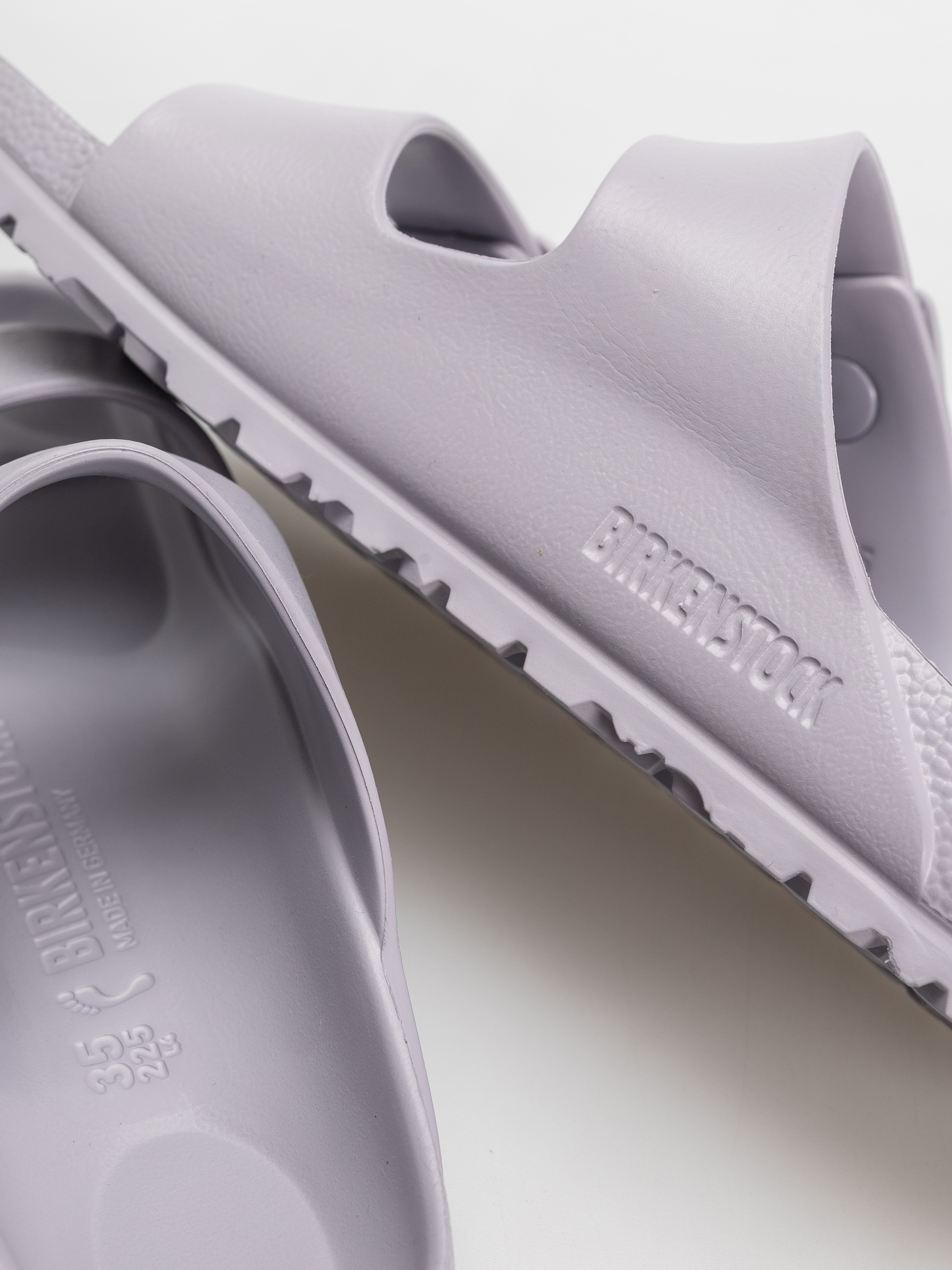 Šľapky Birkenstock Arizona Essentials EVA Narrow (lavender sky)