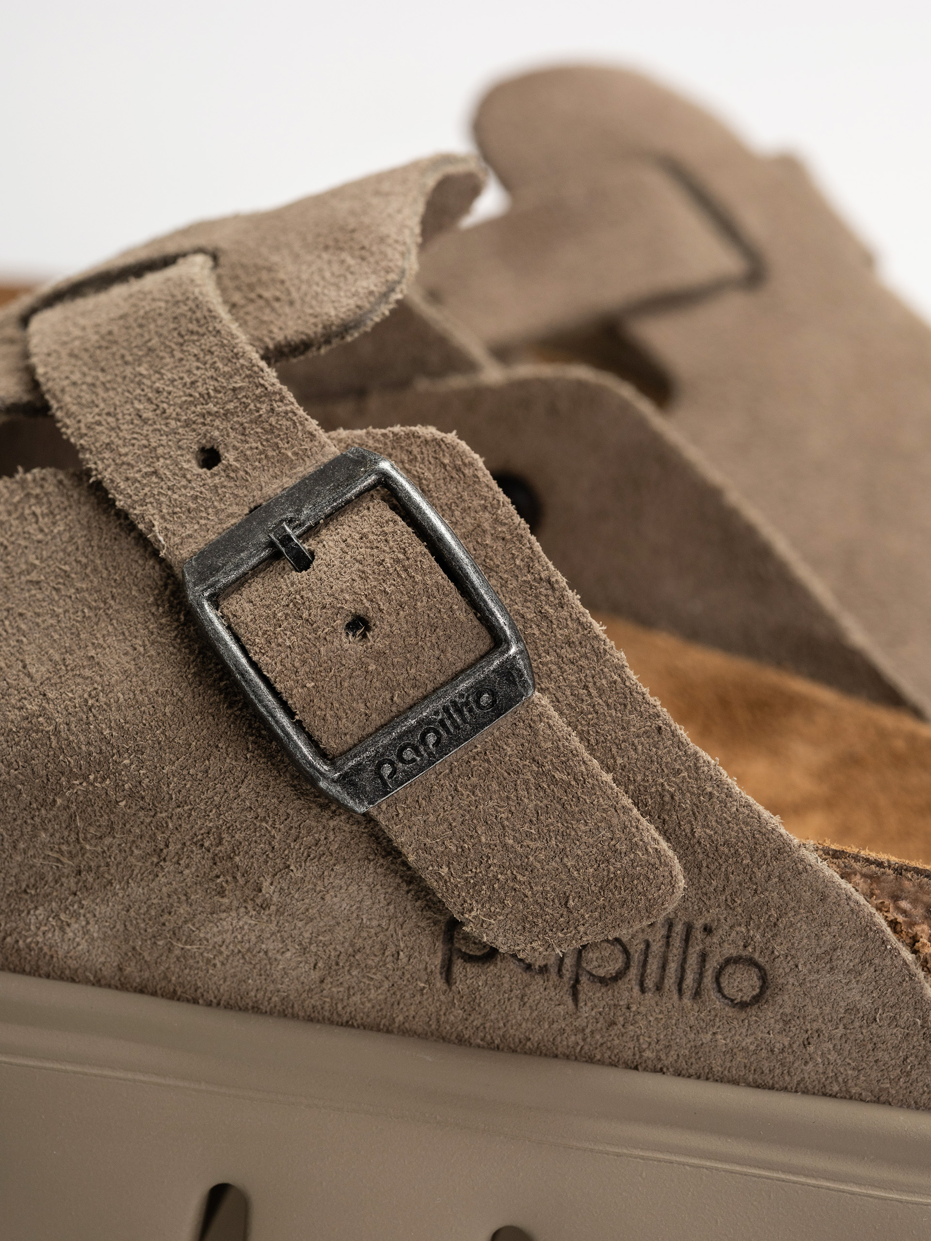 Šľapky Birkenstock Boston Chunky Suede Leather Narrow Wmn (taupe)