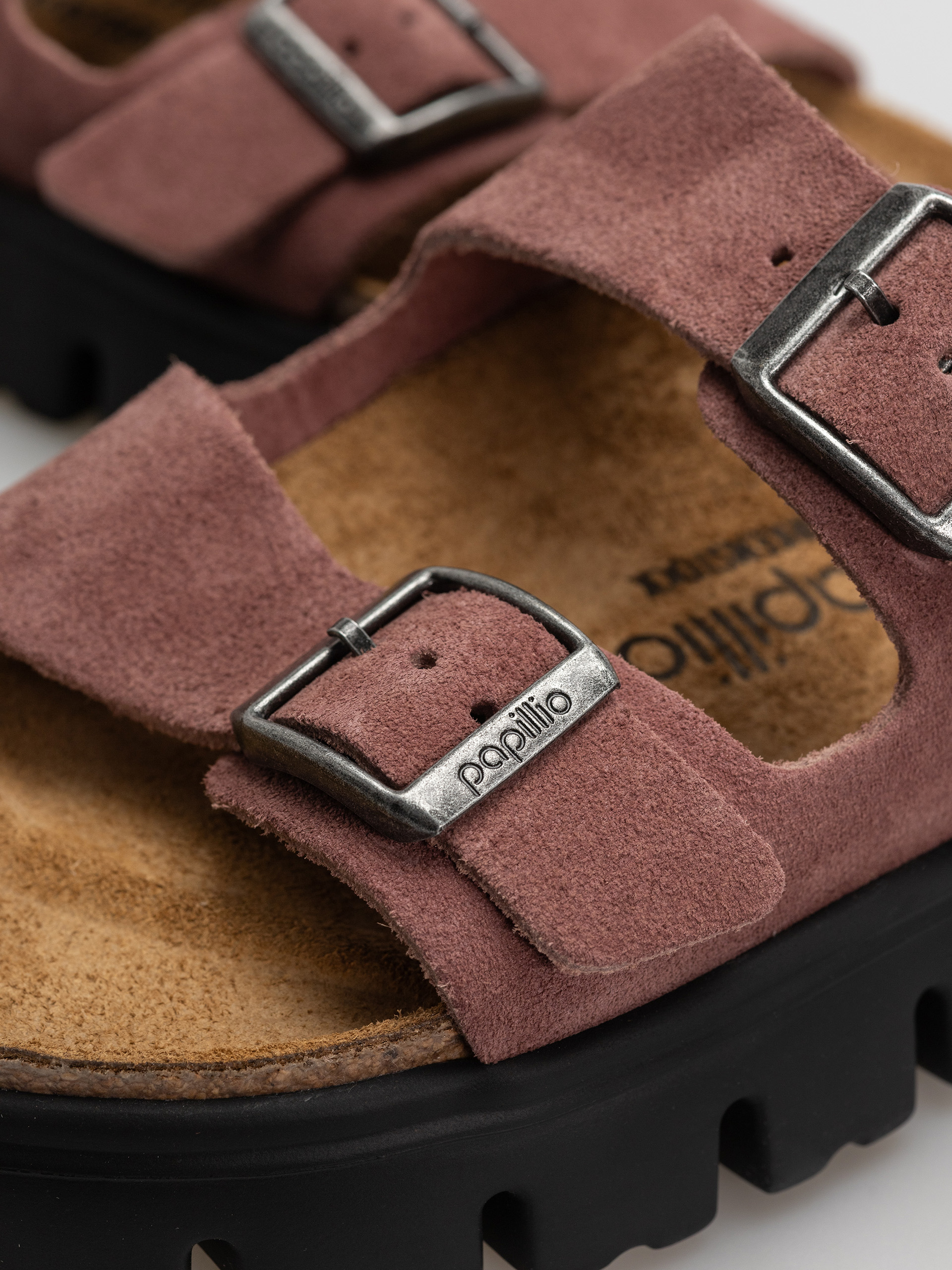 Šľapky Birkenstock Arizona Chunky Suede Leather Narrow Wmn (pepper)