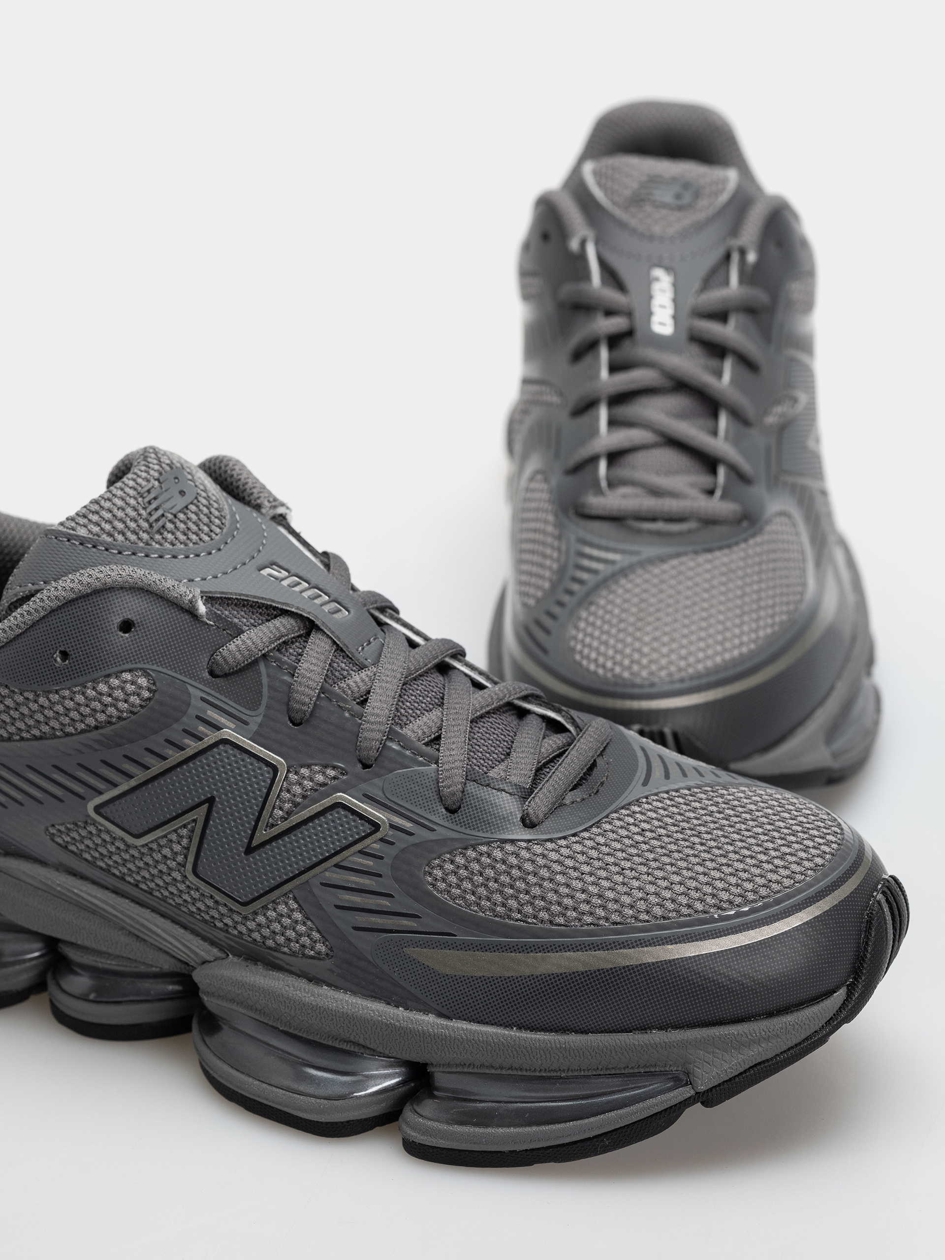 Topánky New Balance 2000 (castlerock/castlerock)