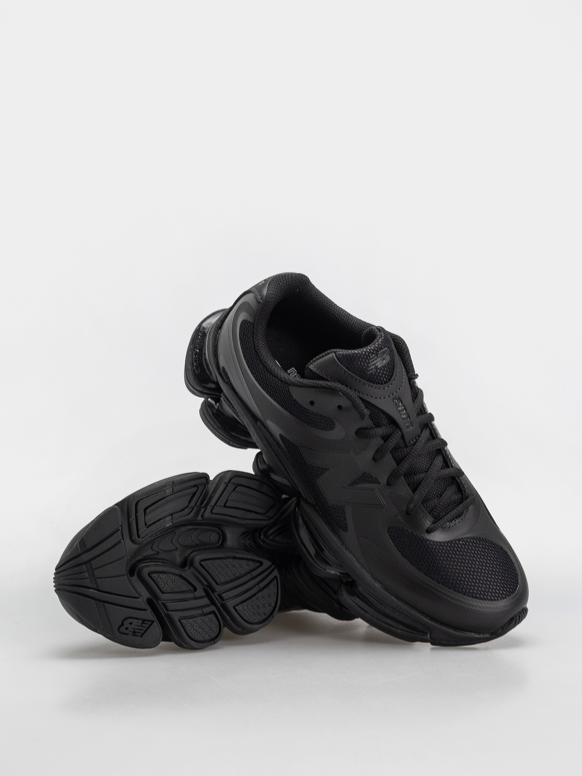Topánky New Balance 2000 (black/white)