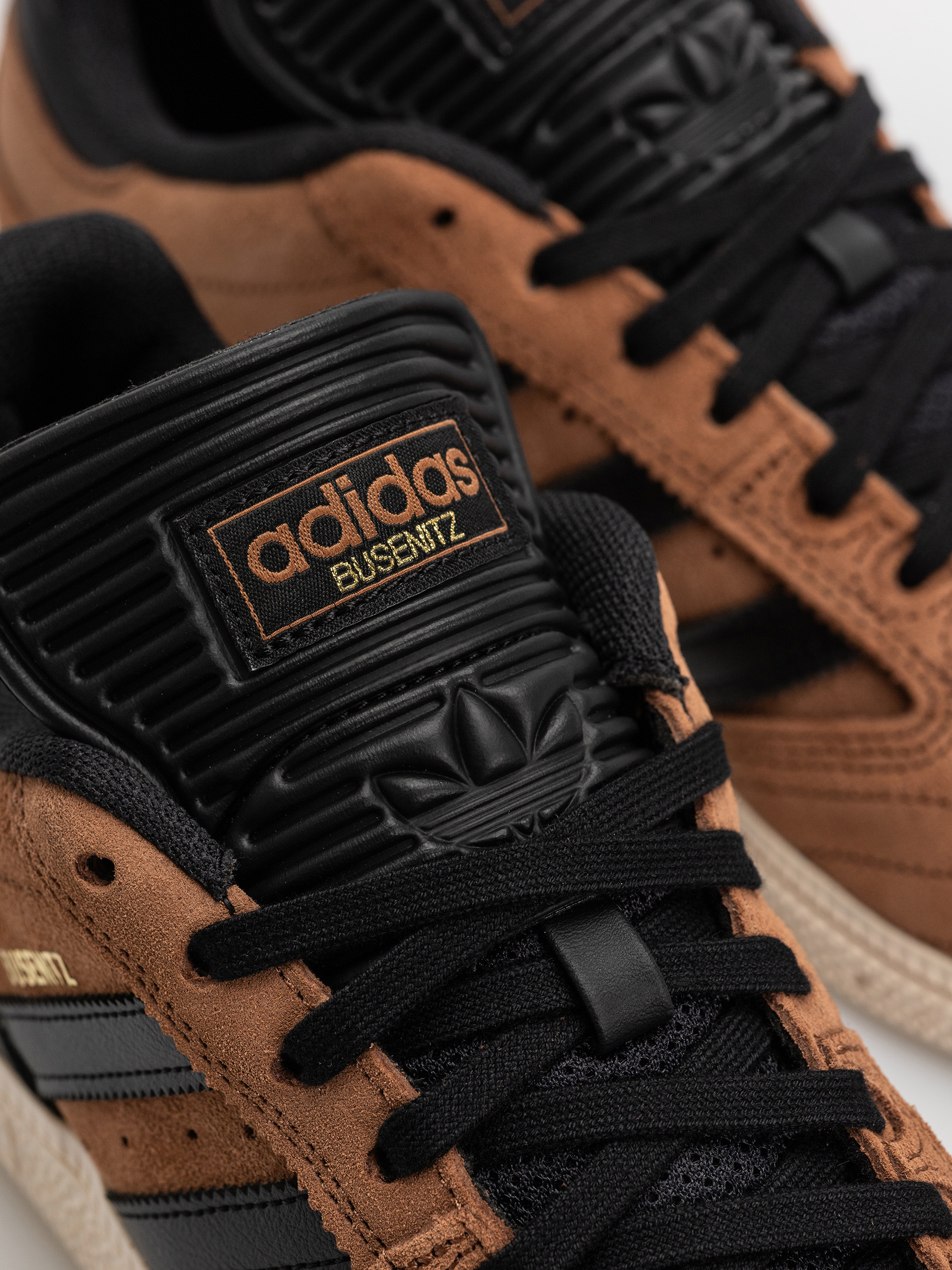 Topánky adidas Busenitz (prebrn/cblack/cwhite)