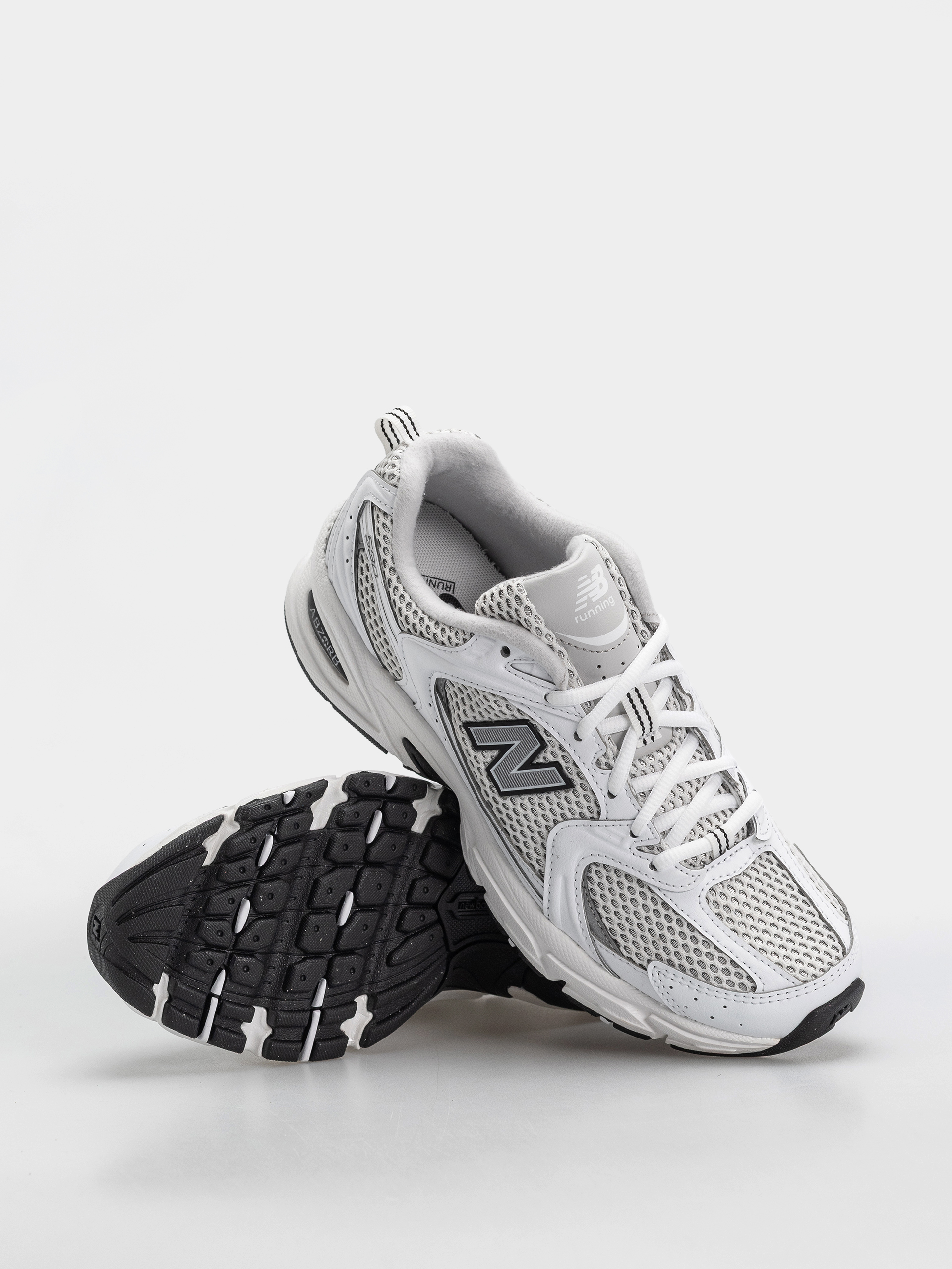 Topánky New Balance 530 (white/silver metallic/black)