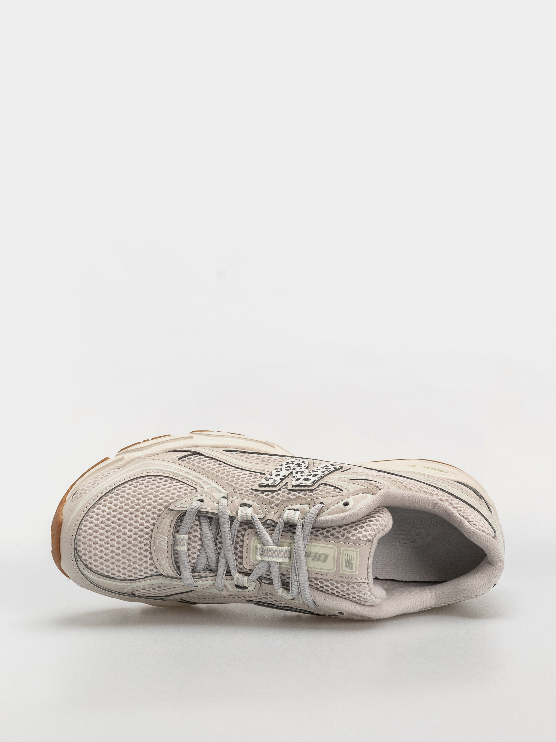 Topánky New Balance 740 (moonbeam/sea salt)