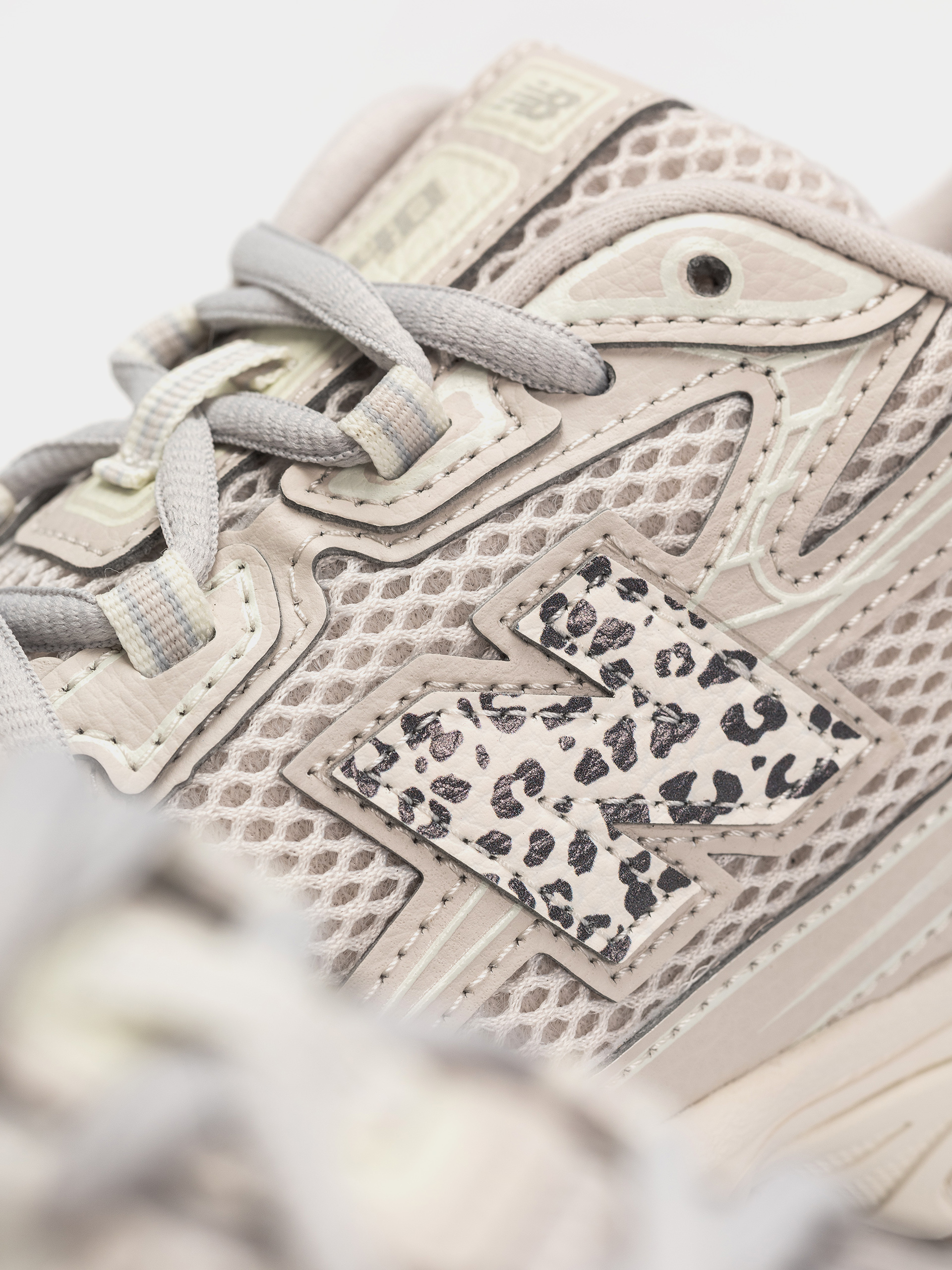 Topánky New Balance 740 (moonbeam/sea salt)