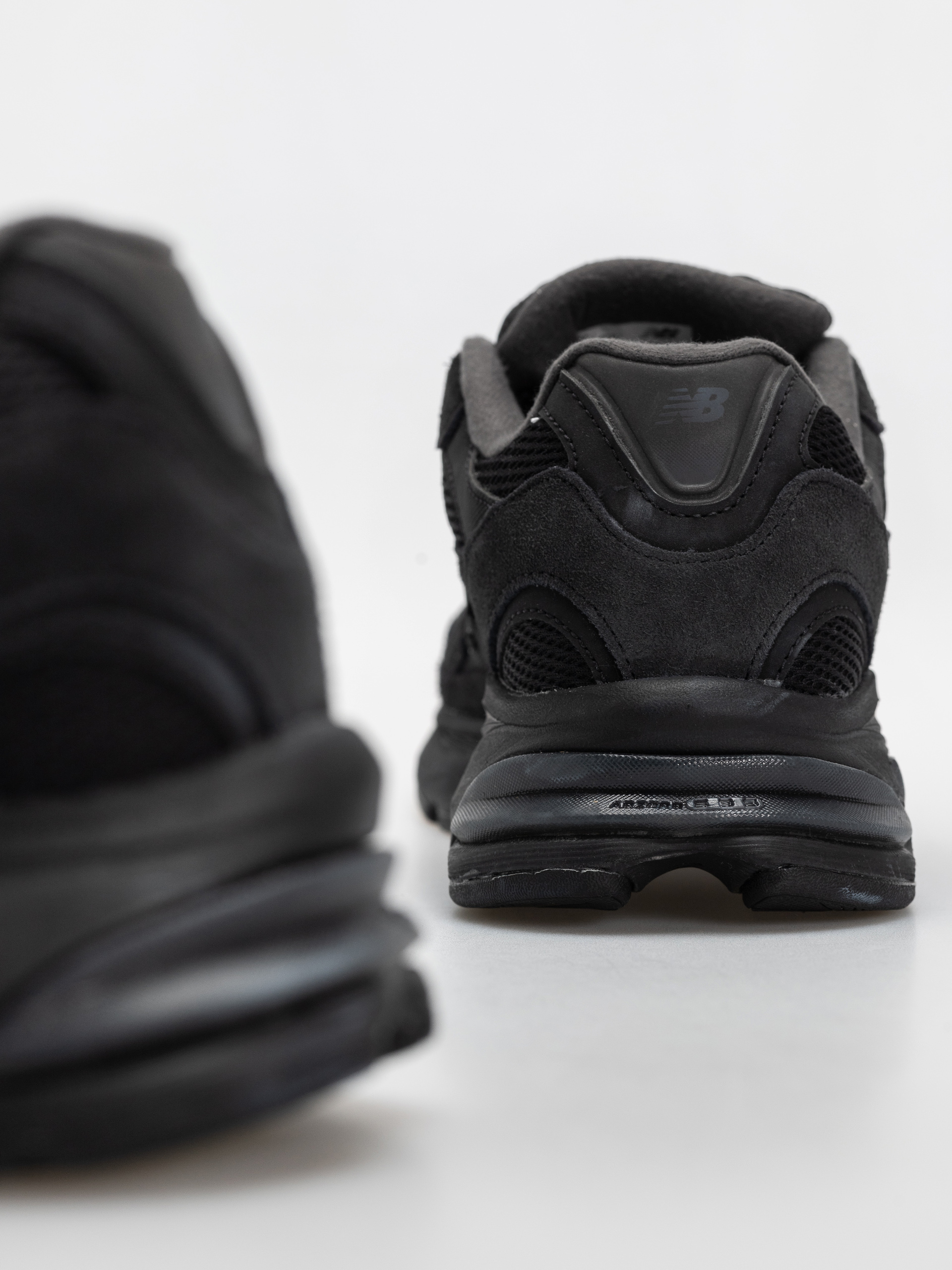 Topánky New Balance 2010 (black/black)