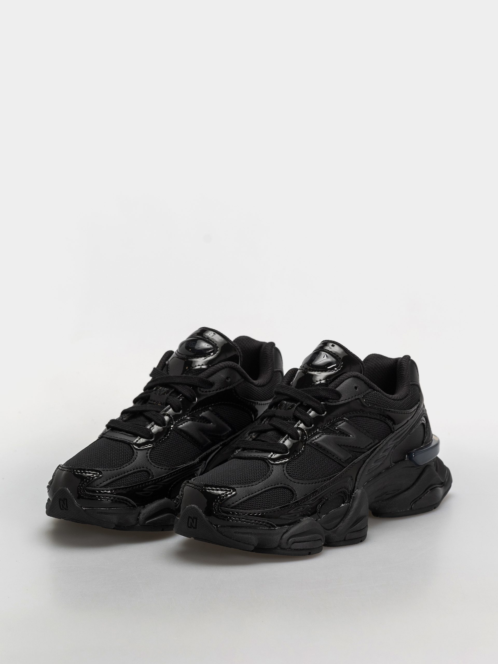 Topánky New Balance 9060 (black/black)