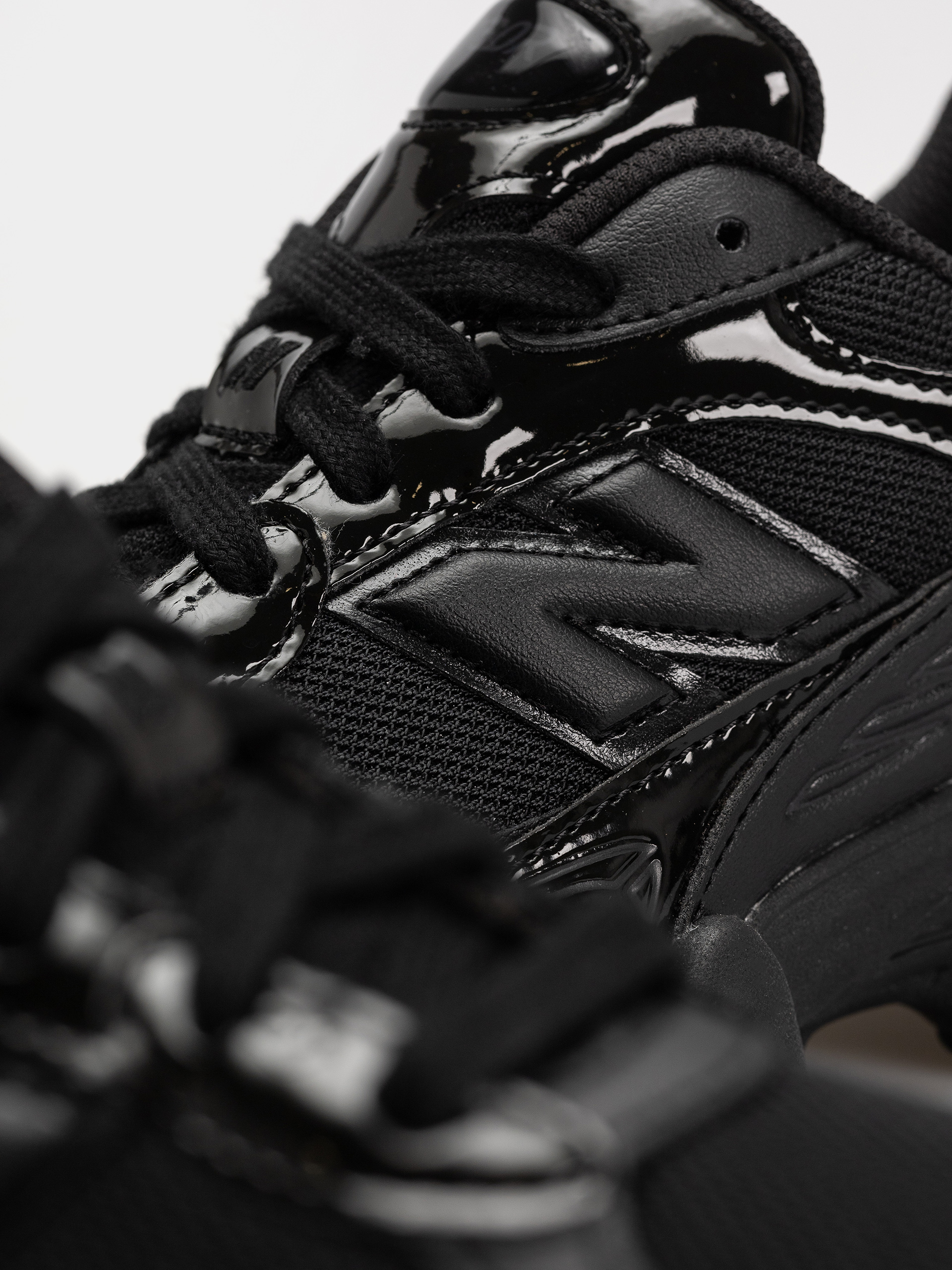 Topánky New Balance 9060 (black/black)