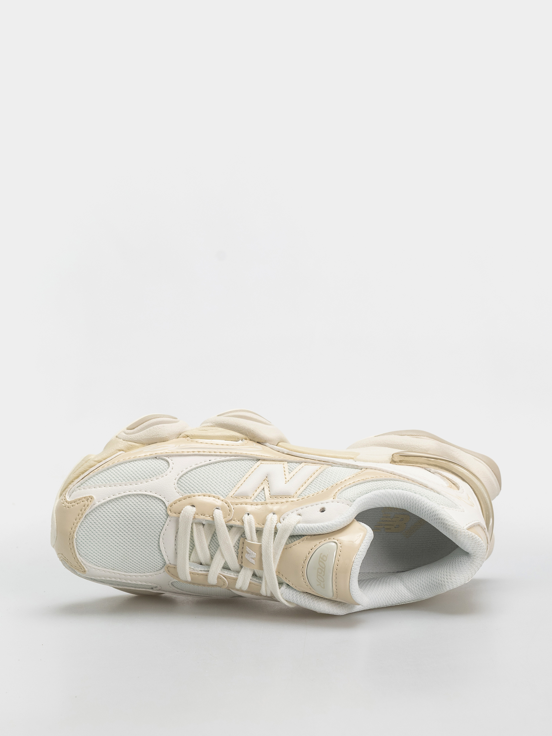 Topánky New Balance 9060 (bone/sea salt)