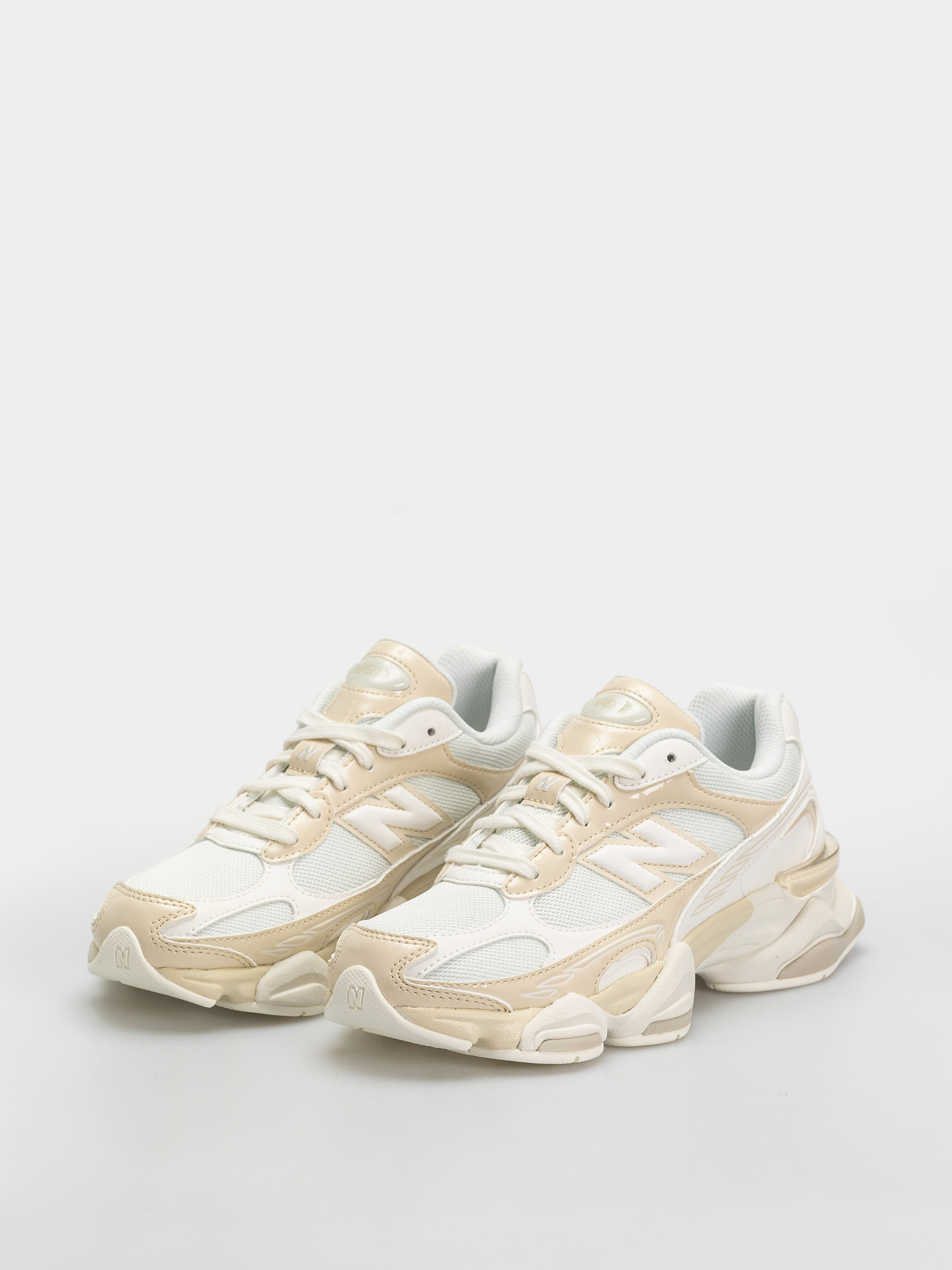 Topánky New Balance 9060 (bone/sea salt)