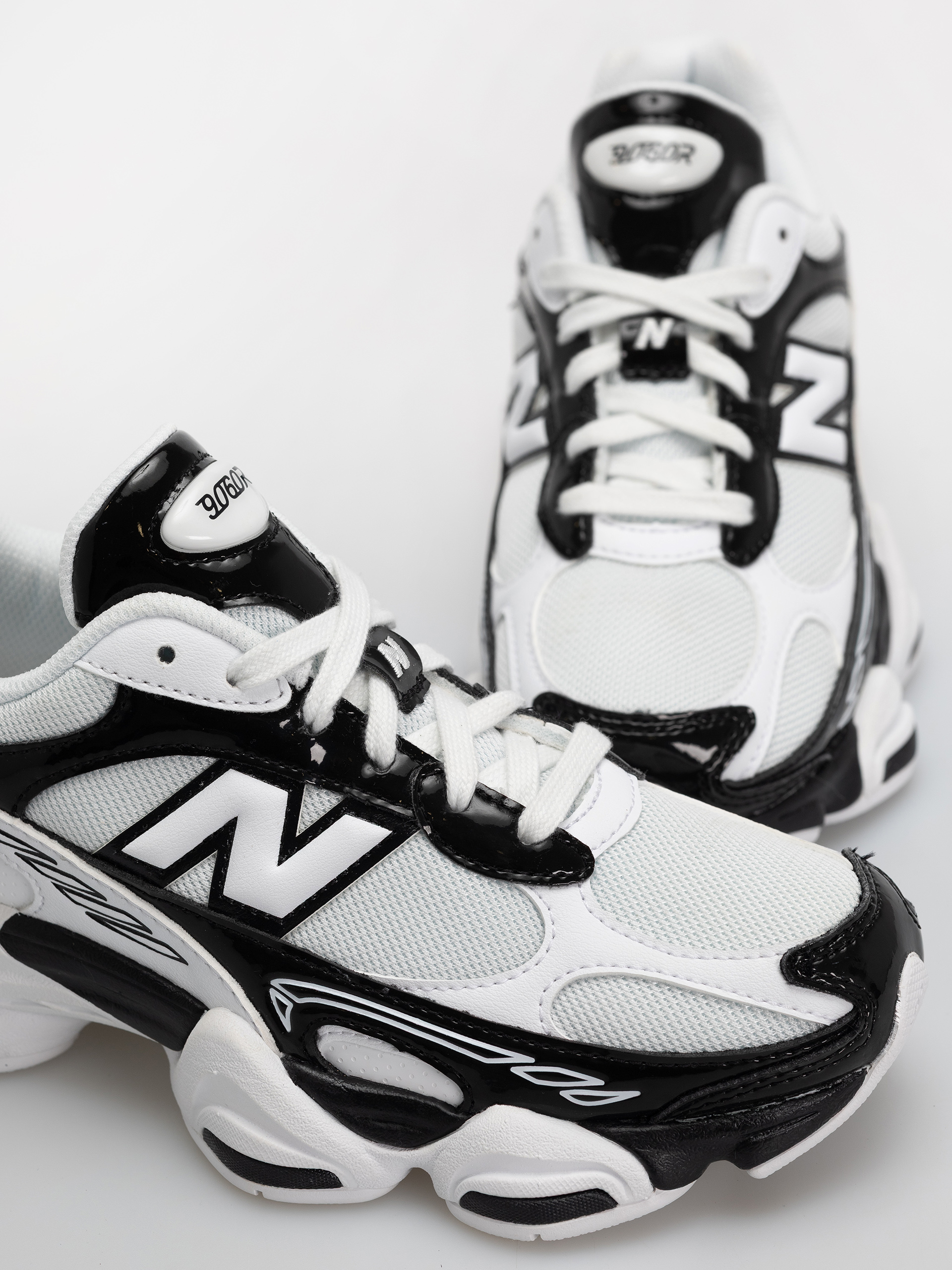 Topánky New Balance 9060 (black/white)