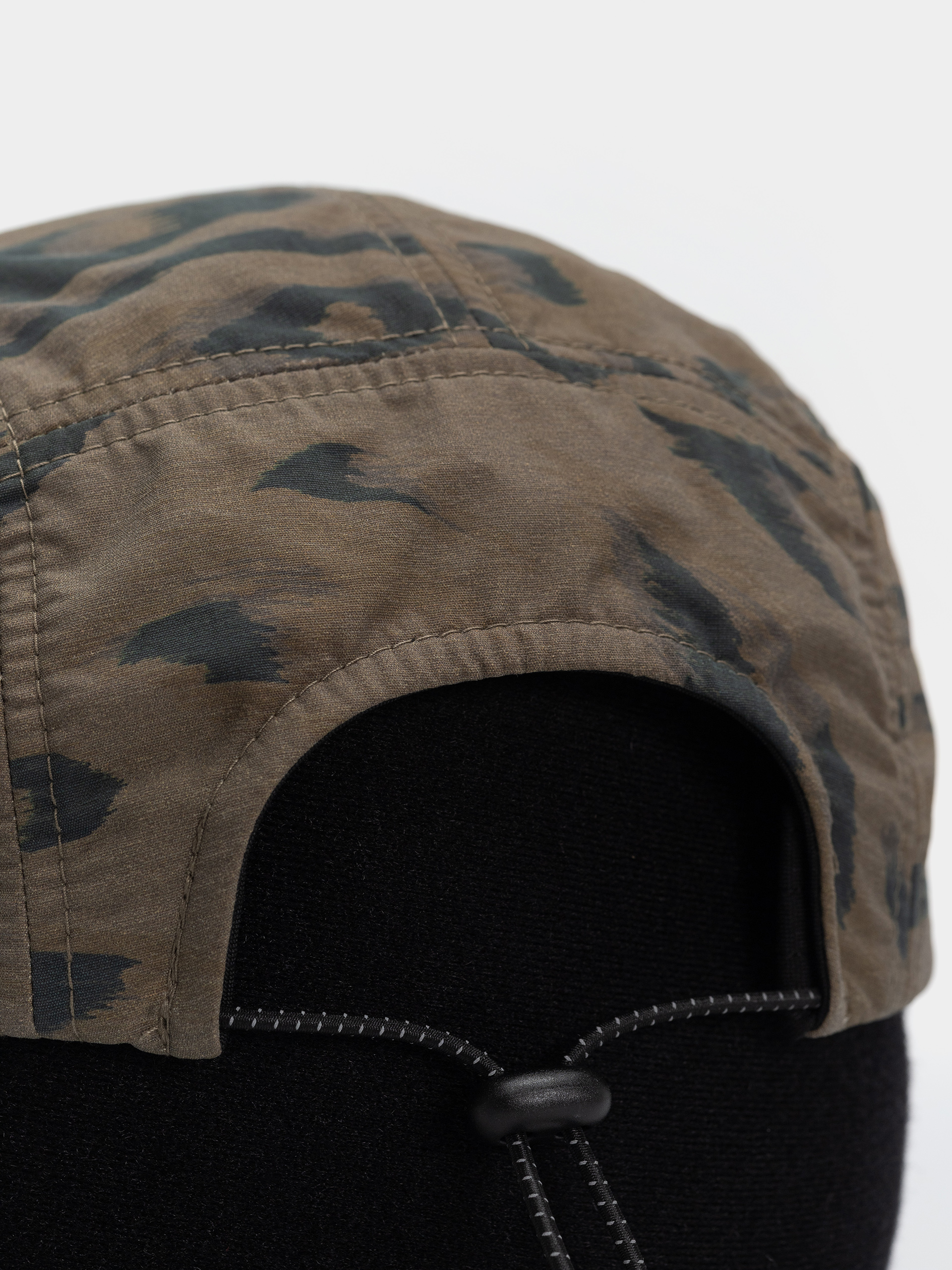 Šiltovka Carhartt WIP Travon (duck feather print cypress/black)