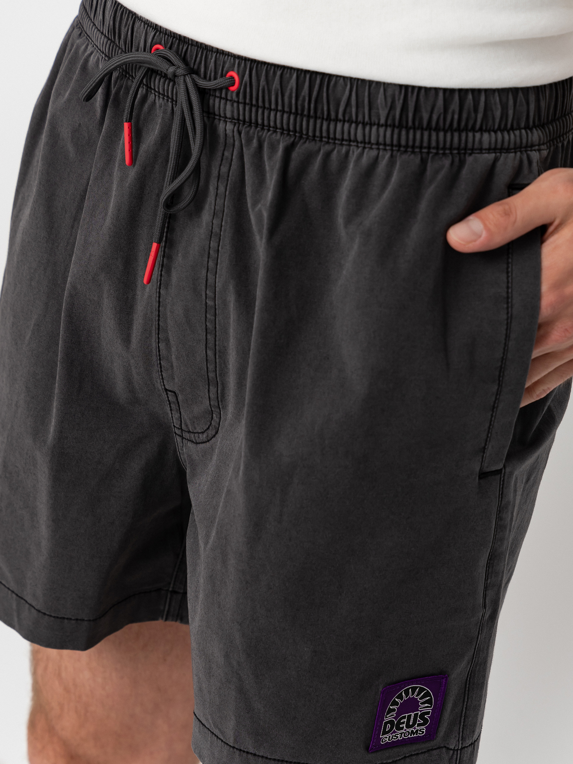 Plážové kraťasy Deus Ex Machina Sandbar Garment Dyed Mesh (anthracite)
