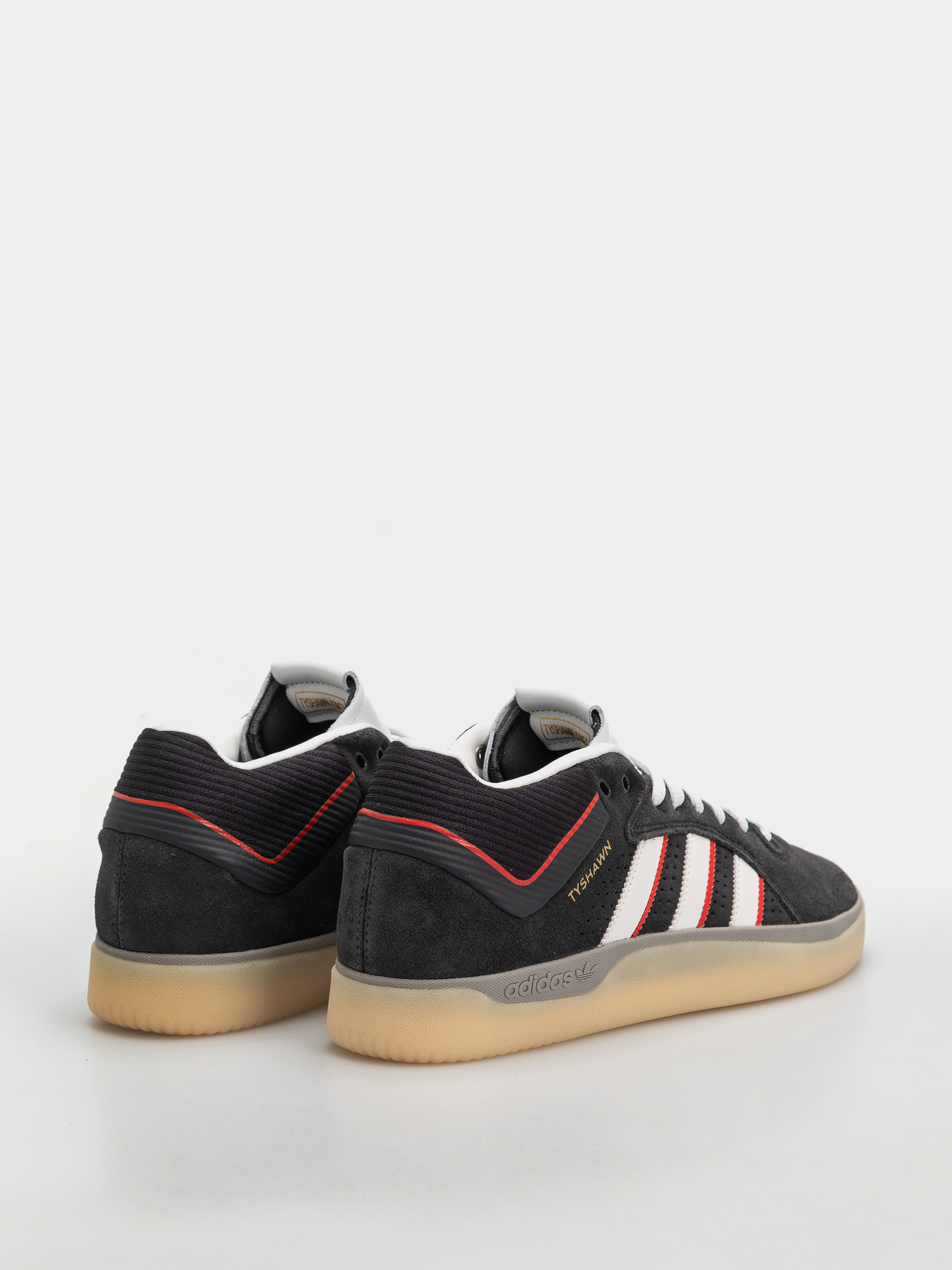 Topánky adidas Tyshawn (carbon/crywht/betsca)