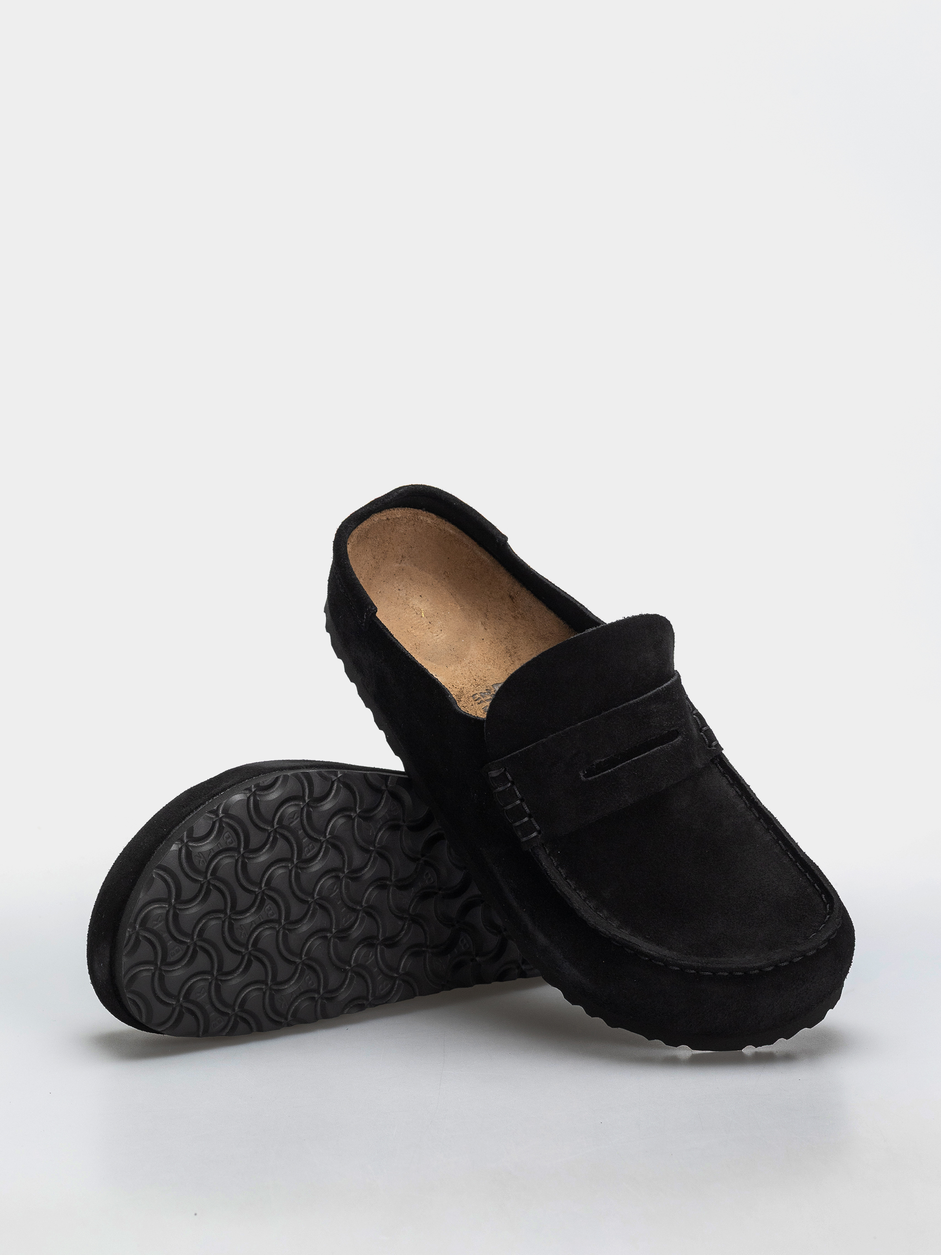 Šľapky Birkenstock Naples Wrapped Suede Leather Regular (black)