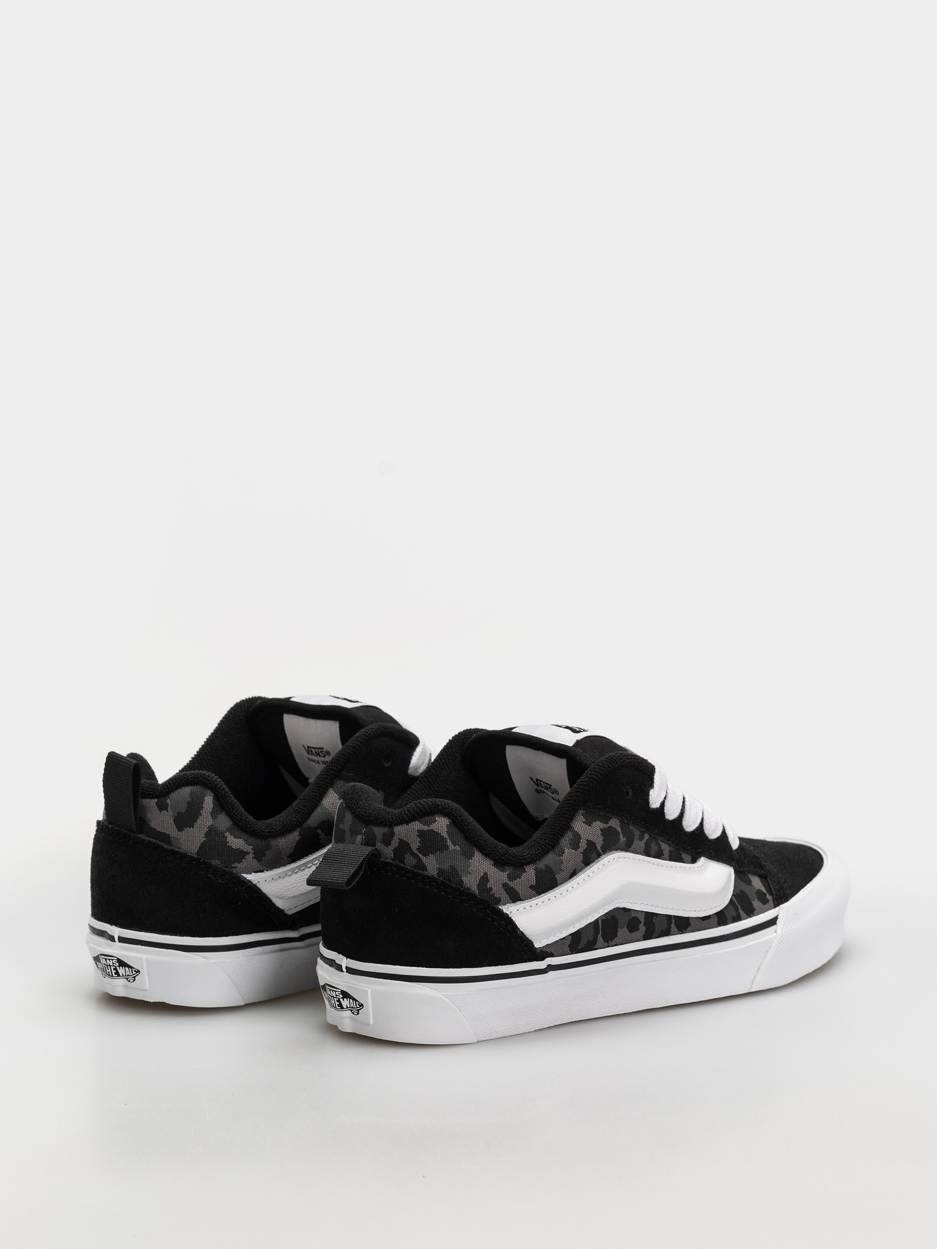 Topánky Vans Knu Skool (black)
