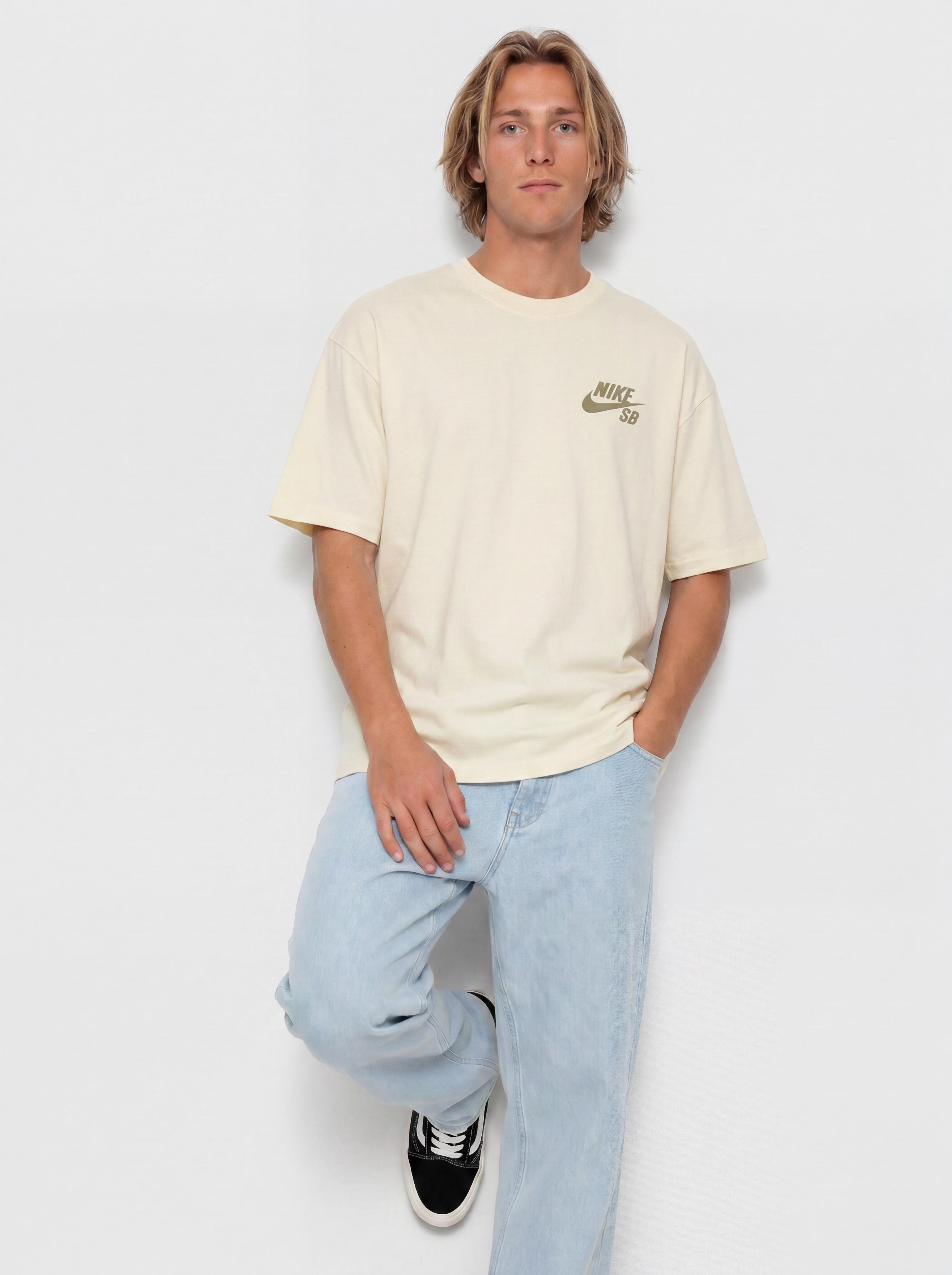 Tričko Nike SB Logo (coconut milk)