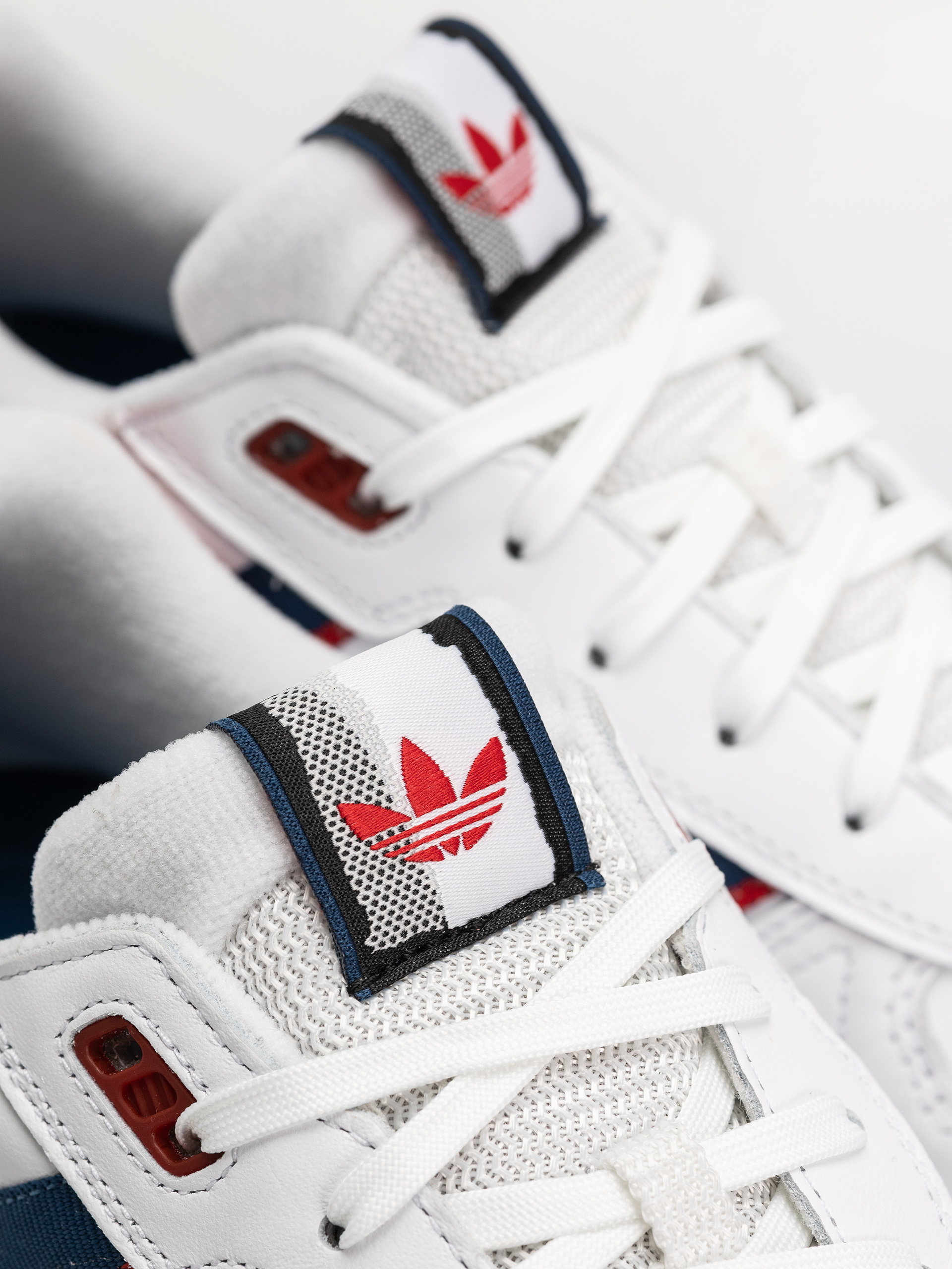 Topánky adidas Tekkira Cup (ftwwht/betsca)