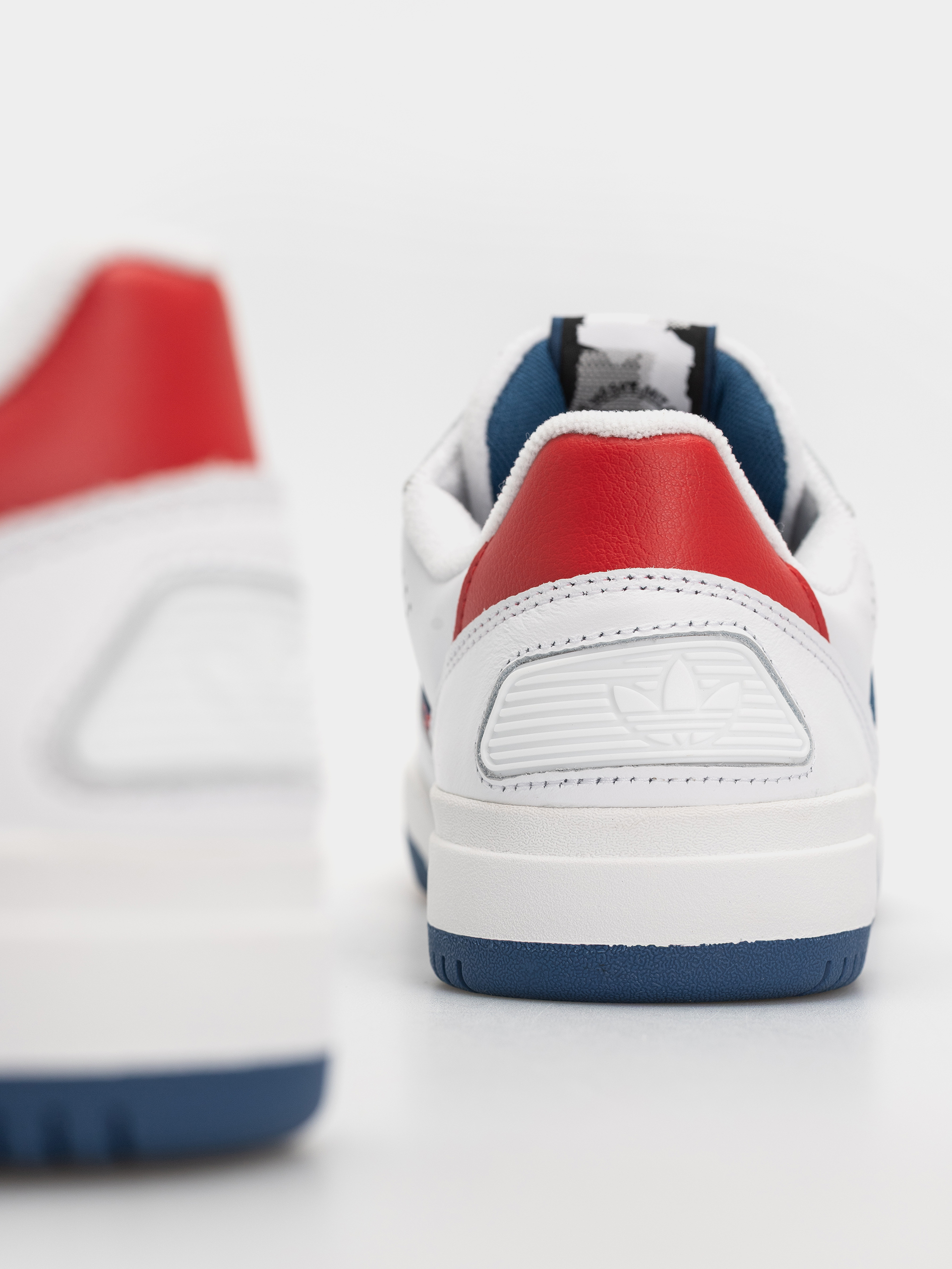 Topánky adidas Tekkira Cup (ftwwht/betsca)