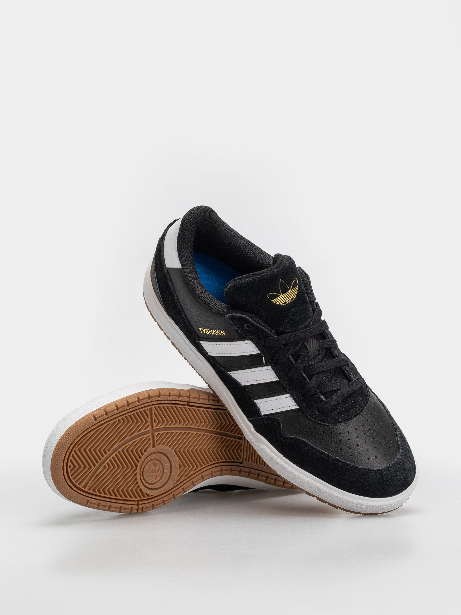 Topánky adidas Tyshawn II (cblack/ftwwht/gum4)