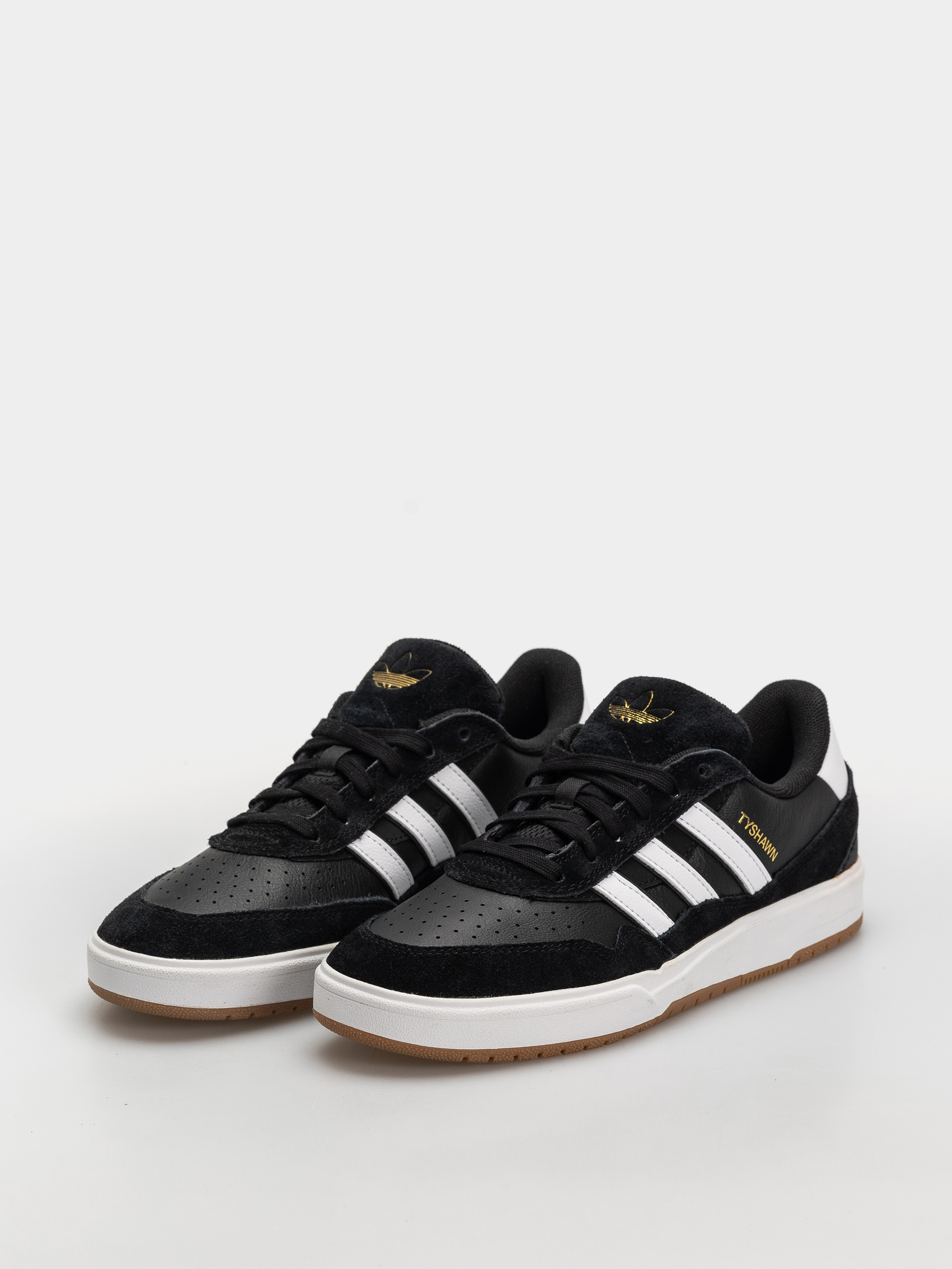 Topánky adidas Tyshawn II (cblack/ftwwht/gum4)