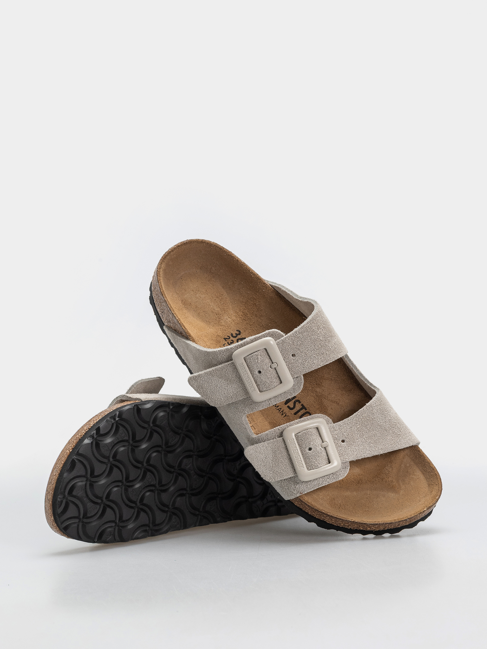 Šľapky Birkenstock Arizona Suede Leather Cushion Buckle Narrow Wmn (oyster)