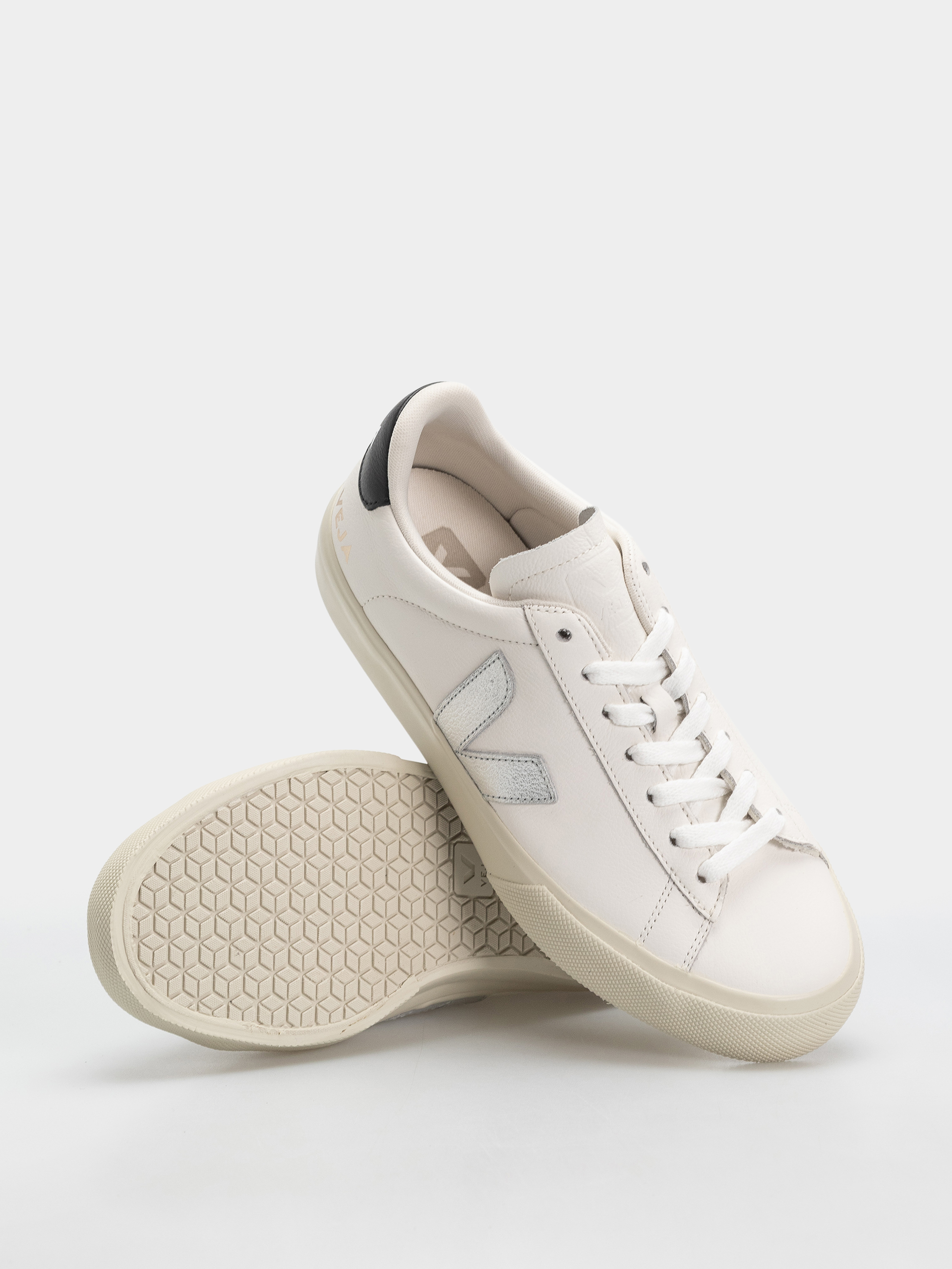 Topánky Veja Campo Wmn (white silver black)