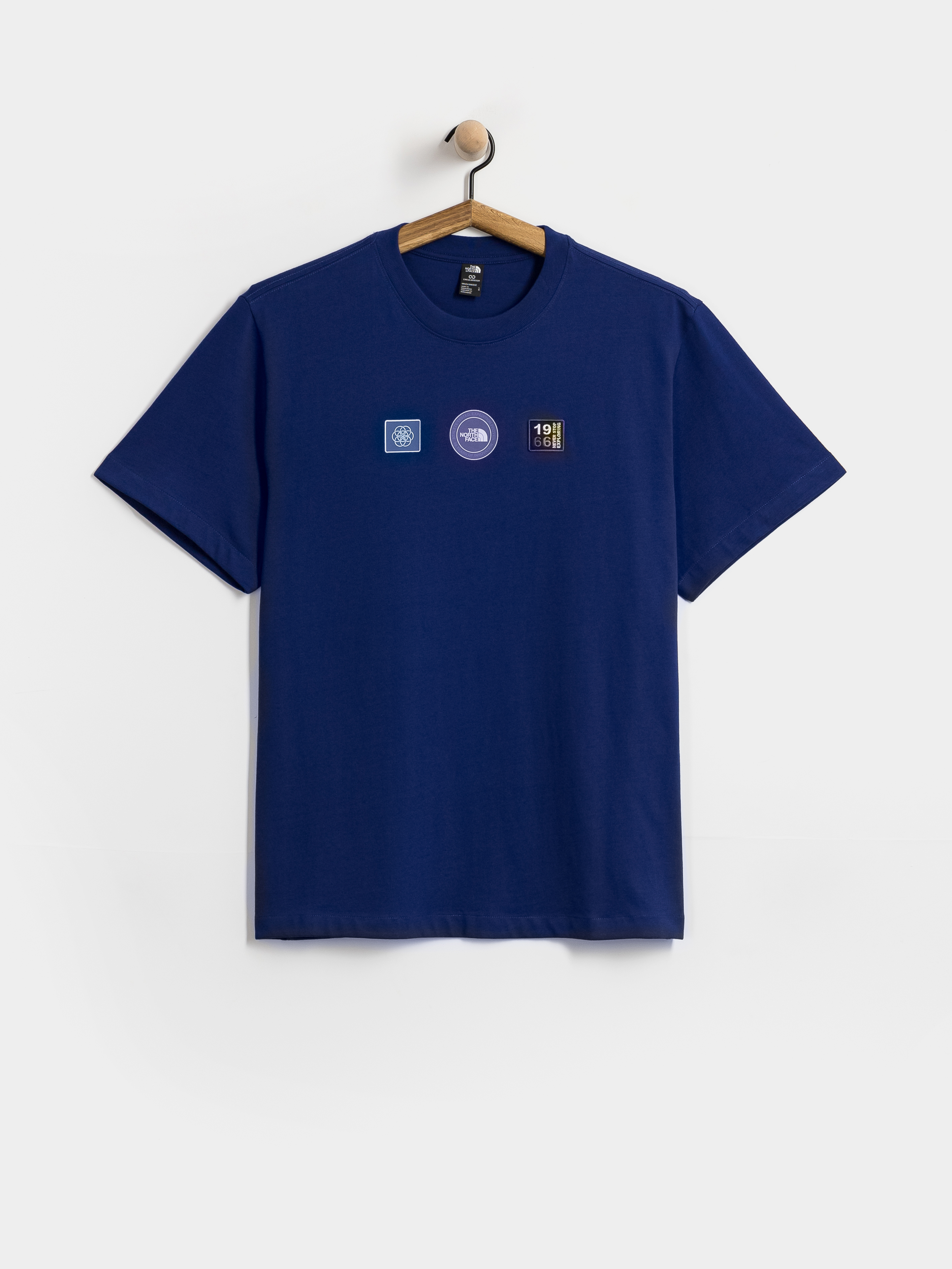 Tričko The North Face Explorer Badges Relaxed (bold blue)