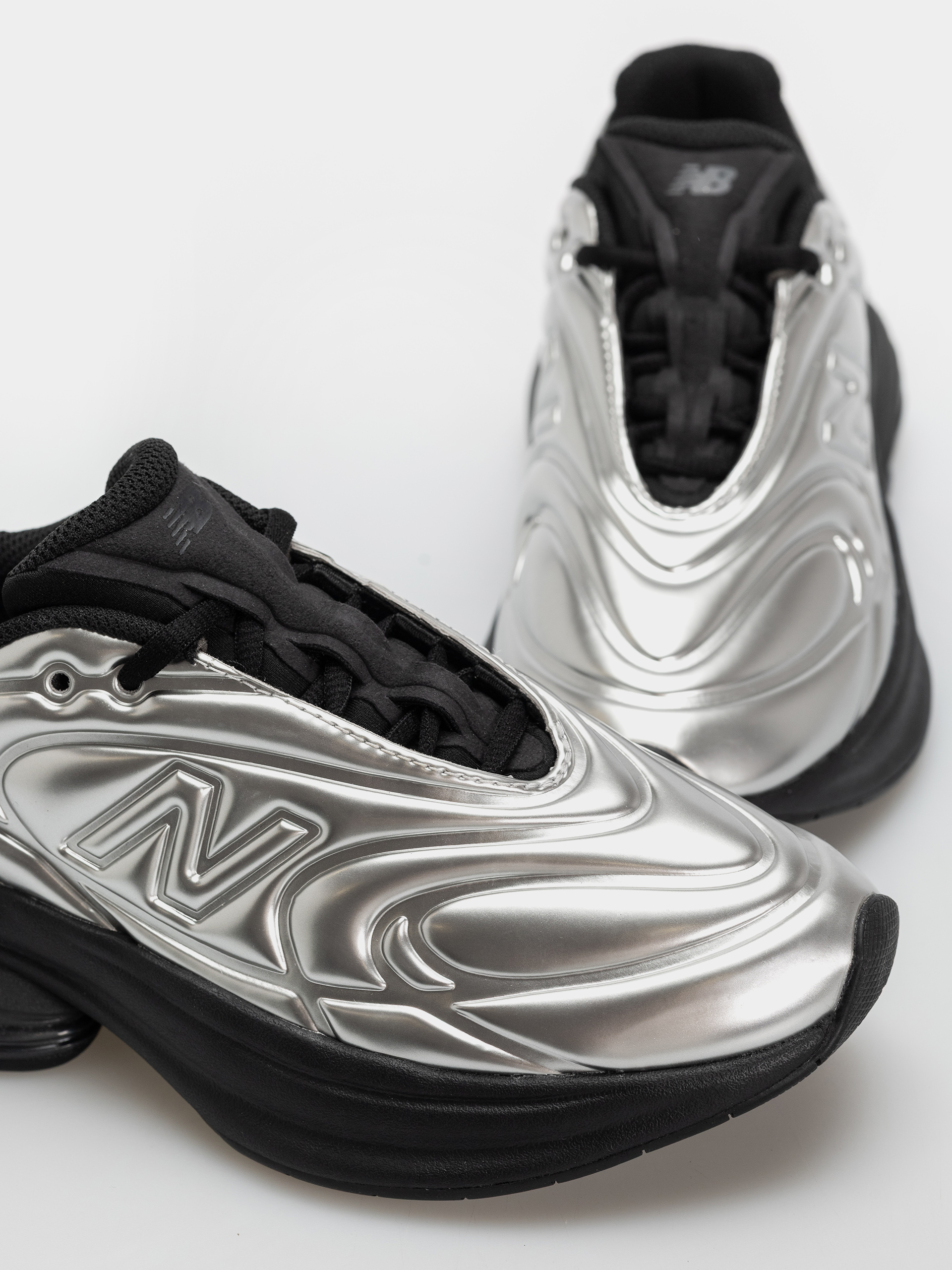 Topánky New Balance 5030 (silver metallic/black)